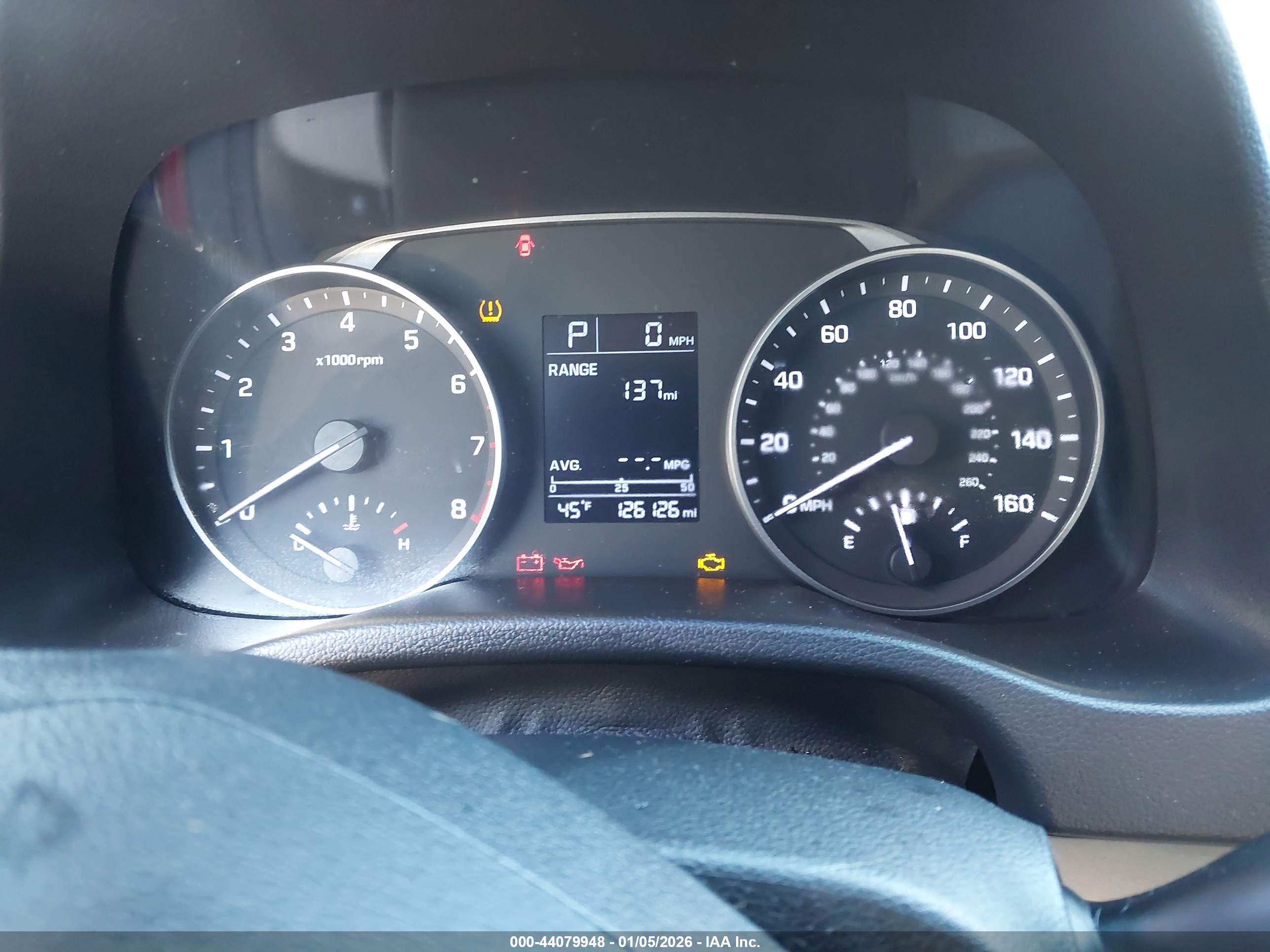 HYUNDAI ELANTRA image 7