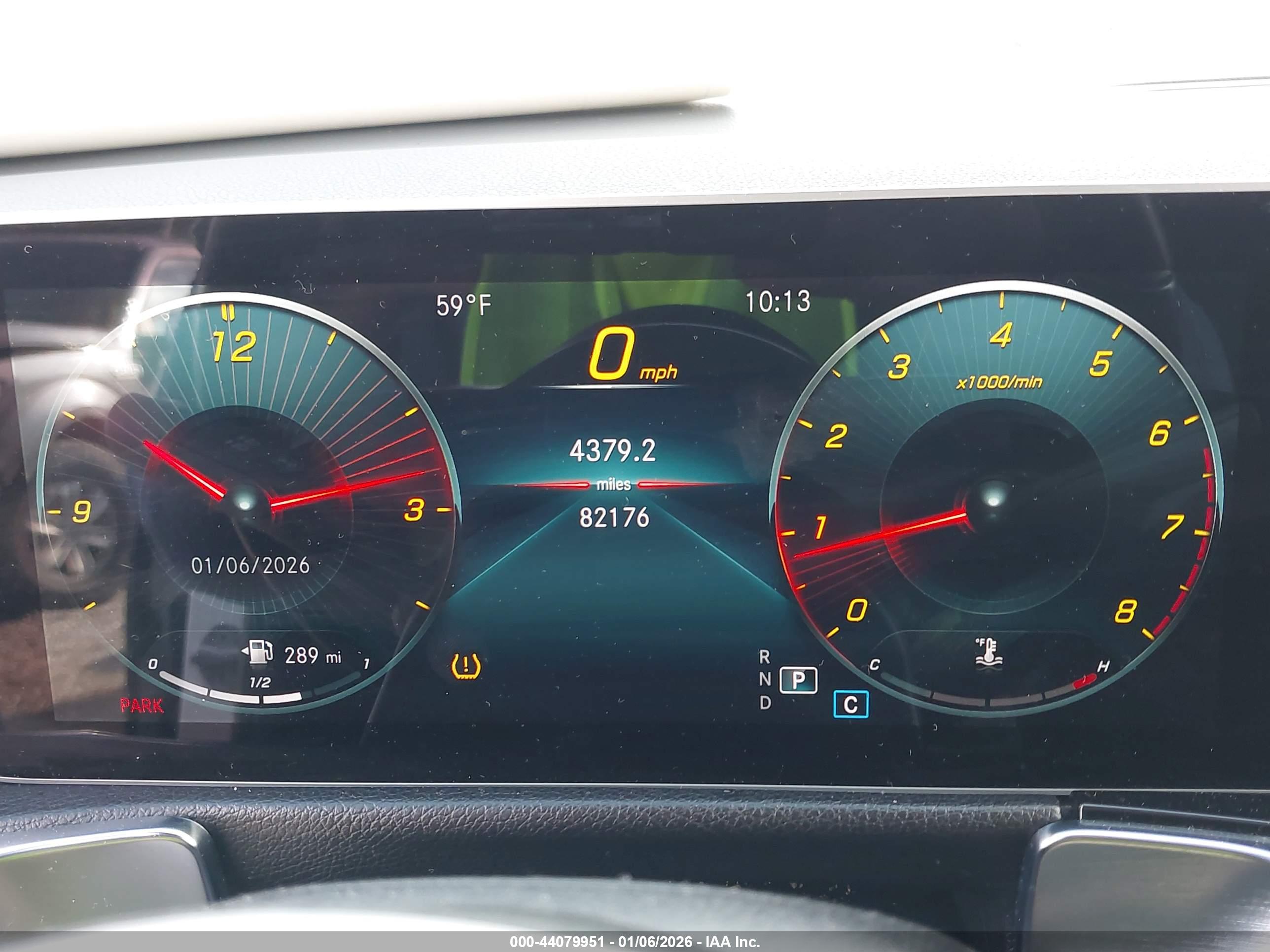 MERCEDES-BENZ GLB image 7