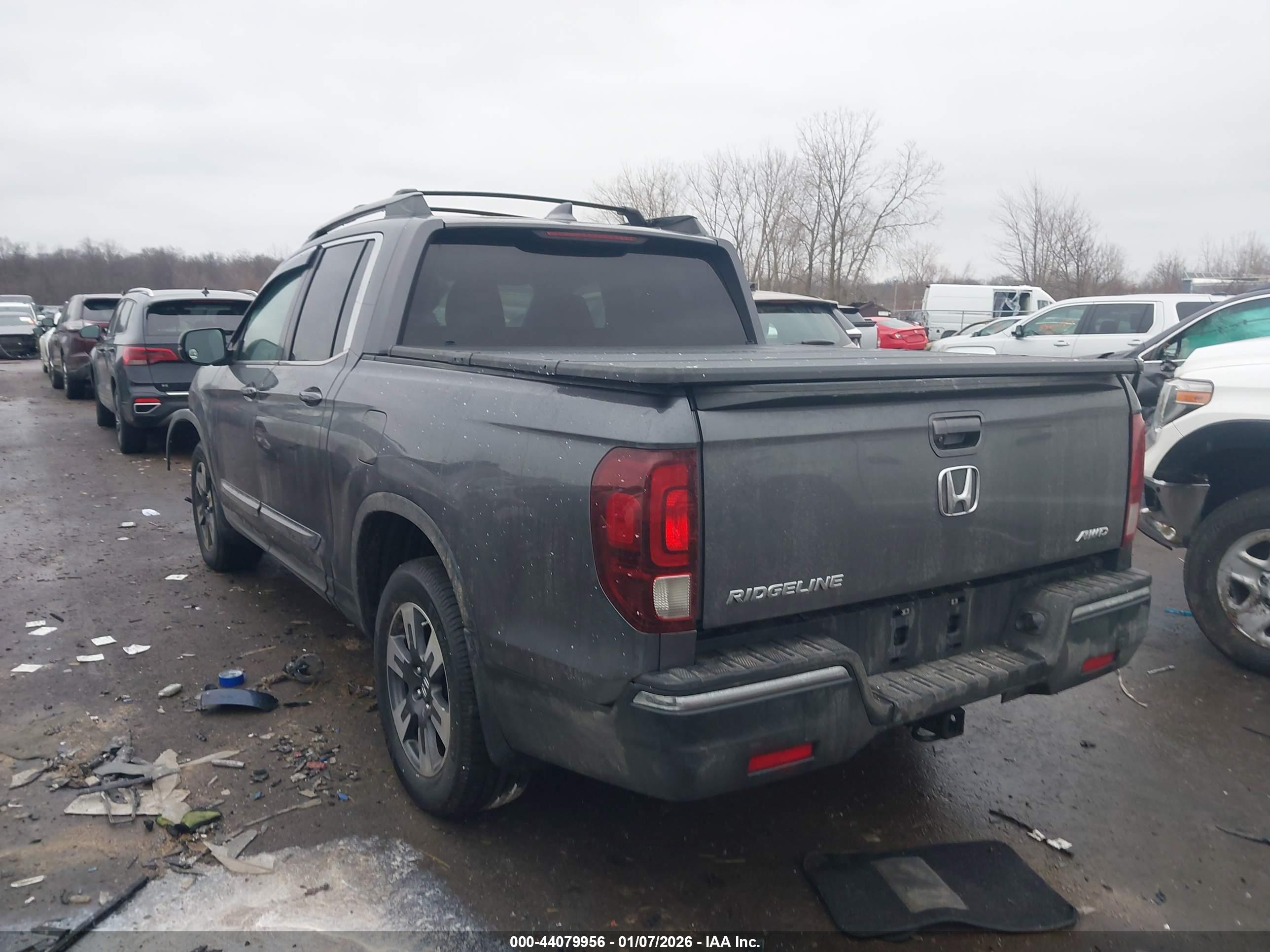 HONDA RIDGELINE image 3