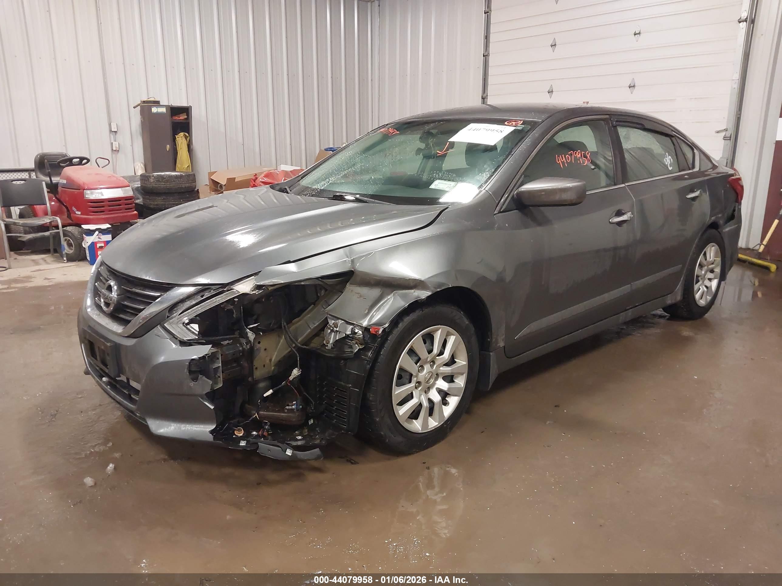 NISSAN ALTIMA image 2