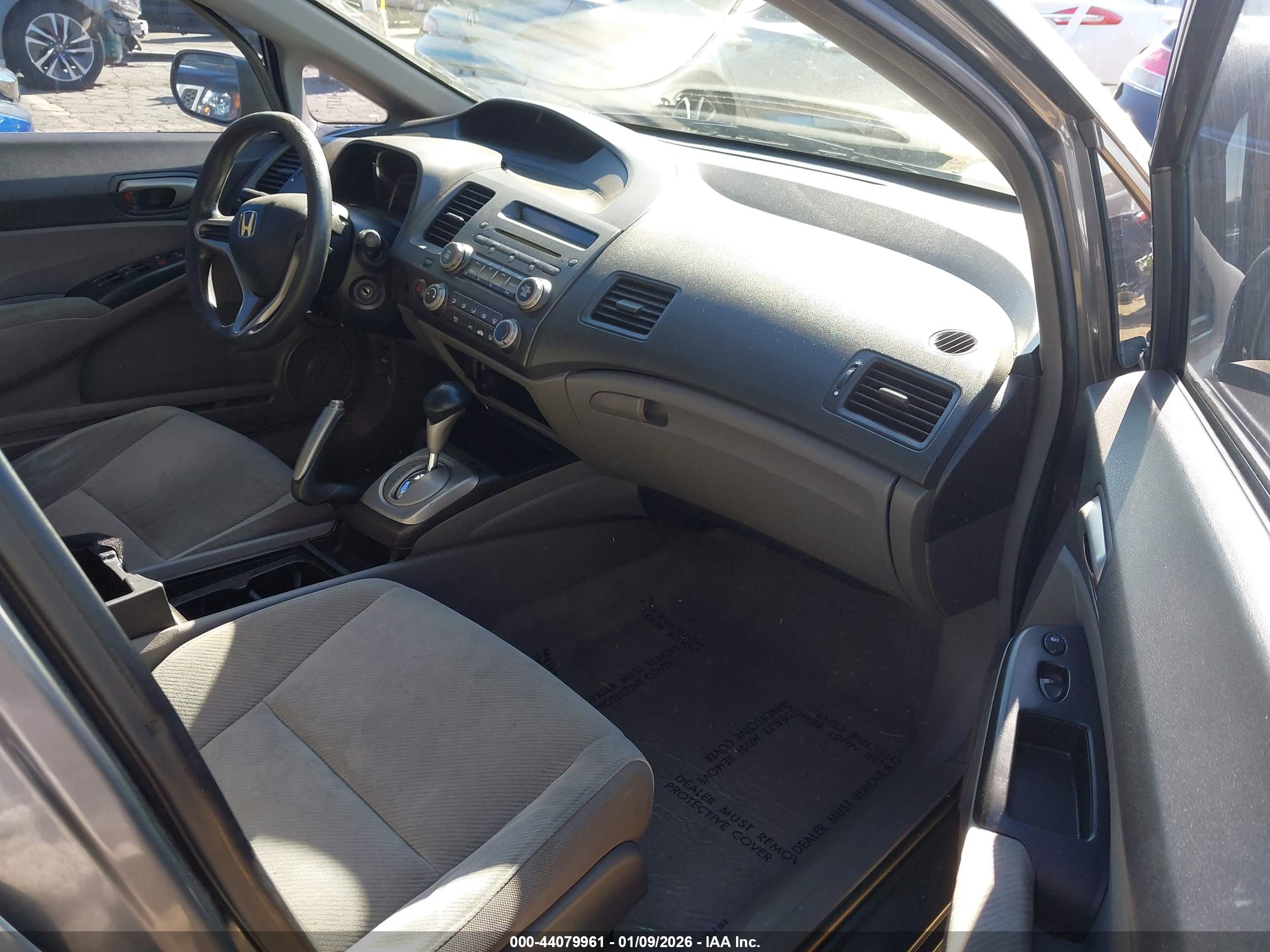 HONDA CIVIC image 5