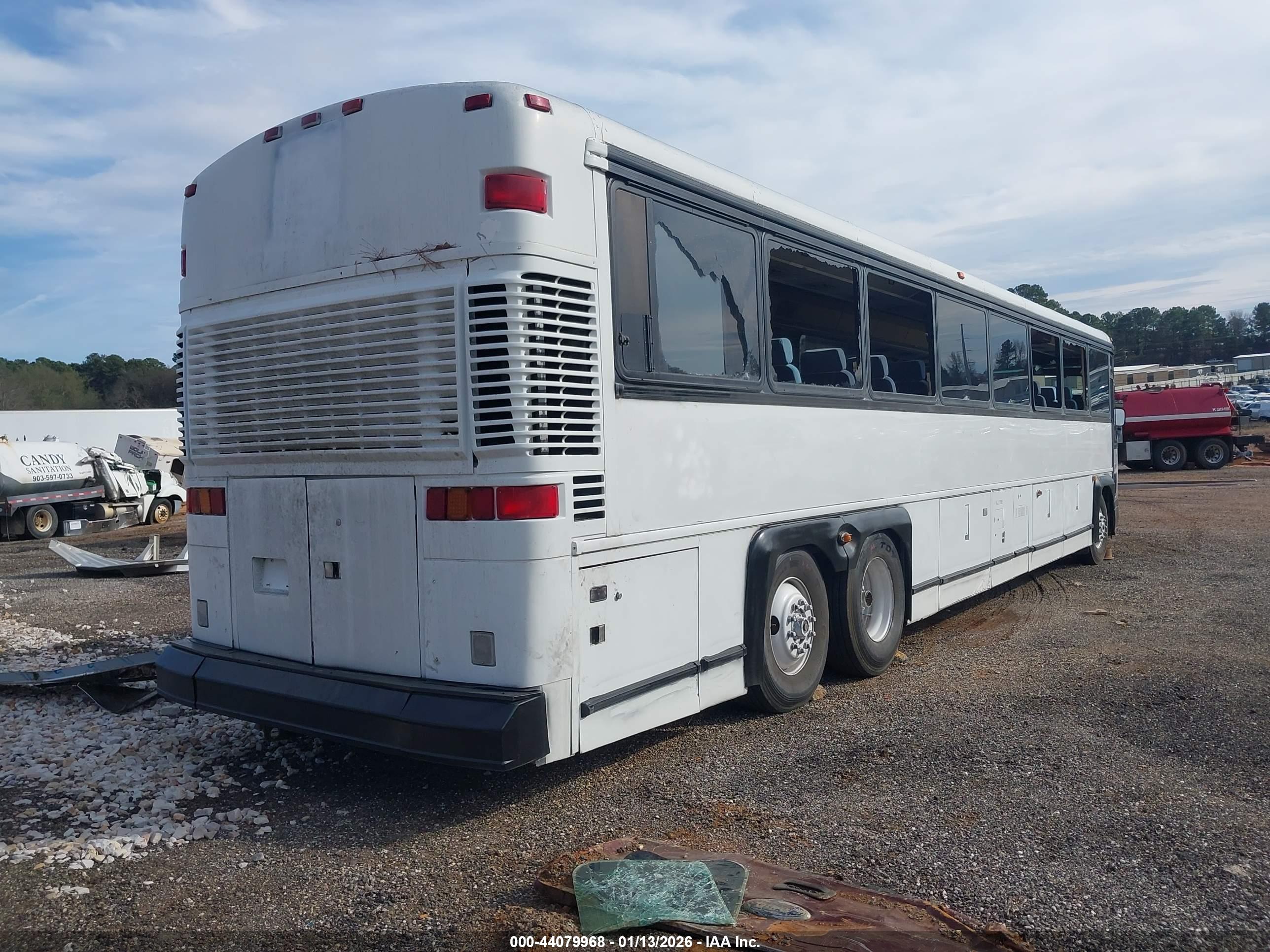 MOTOR COACH image 4