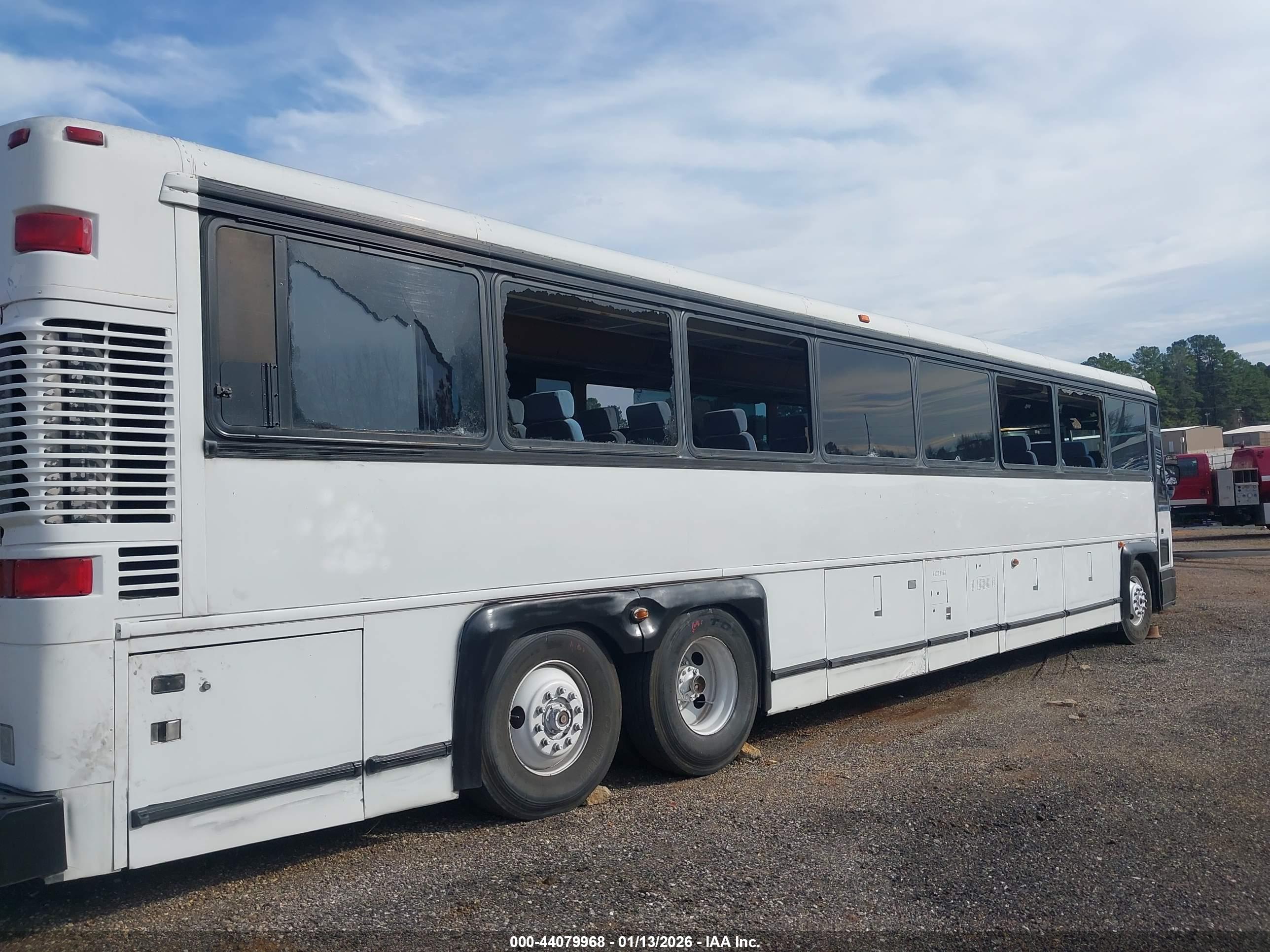 MOTOR COACH image 6