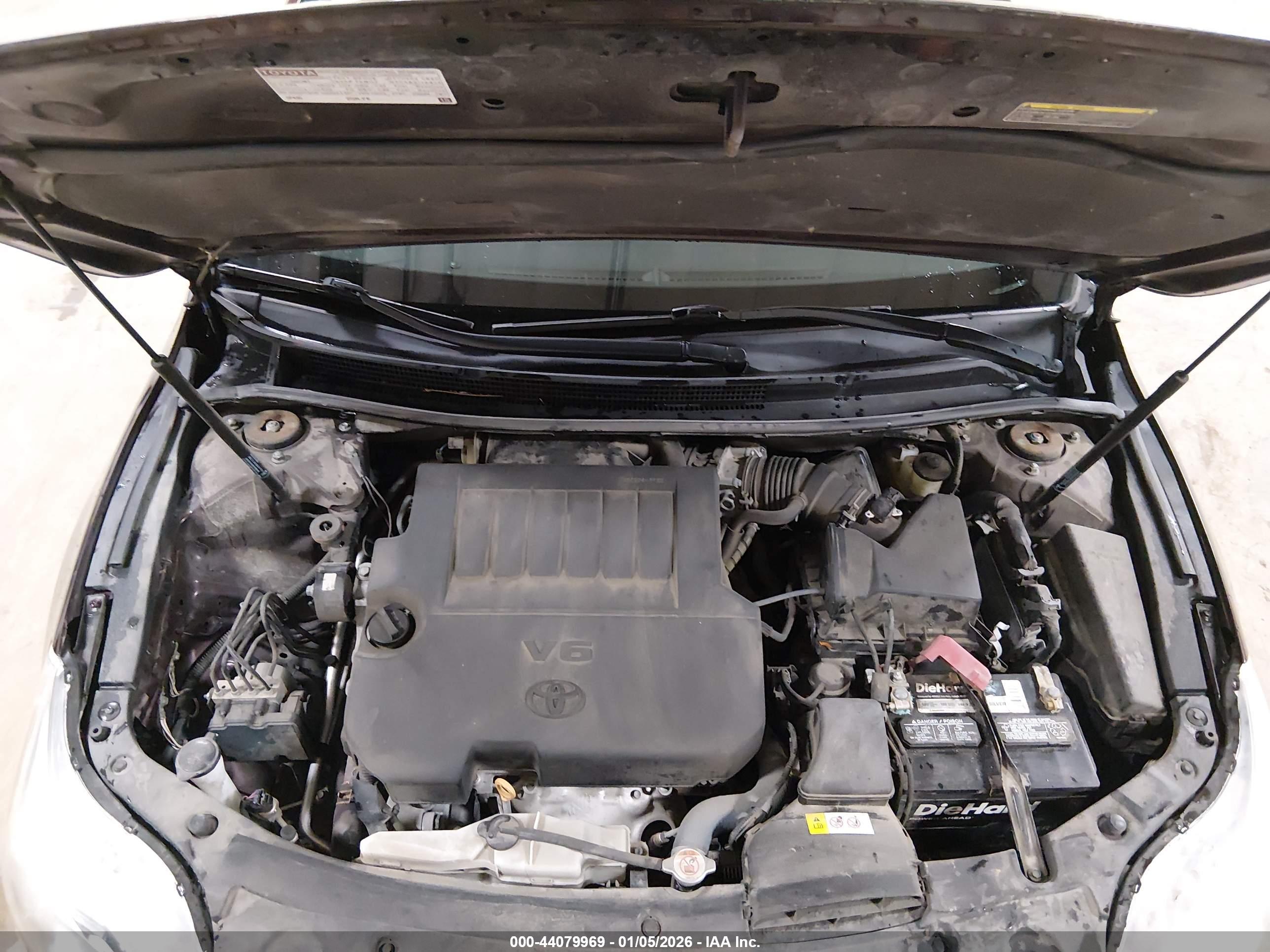 TOYOTA AVALON image 10