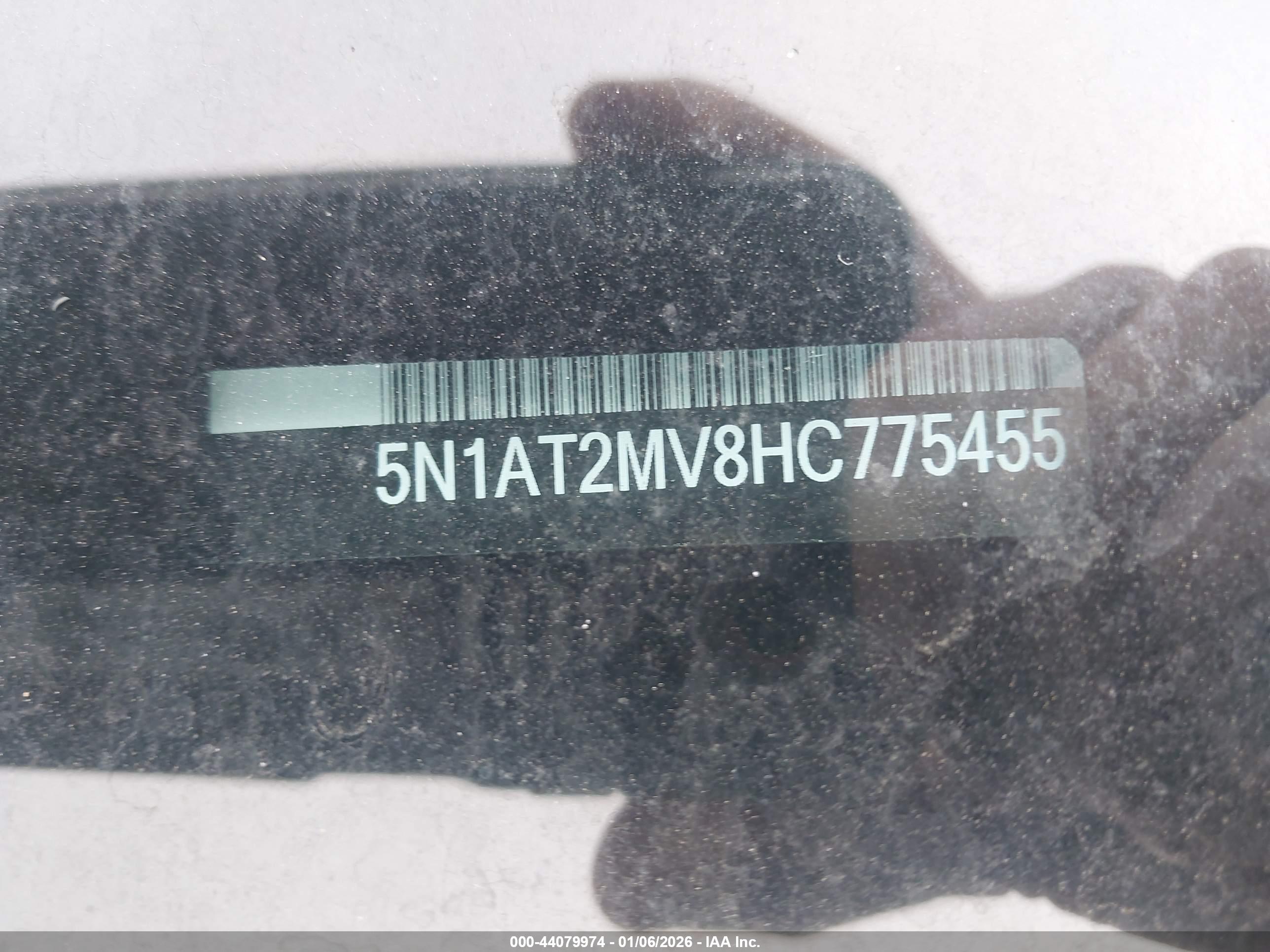 NISSAN ROGUE image 9