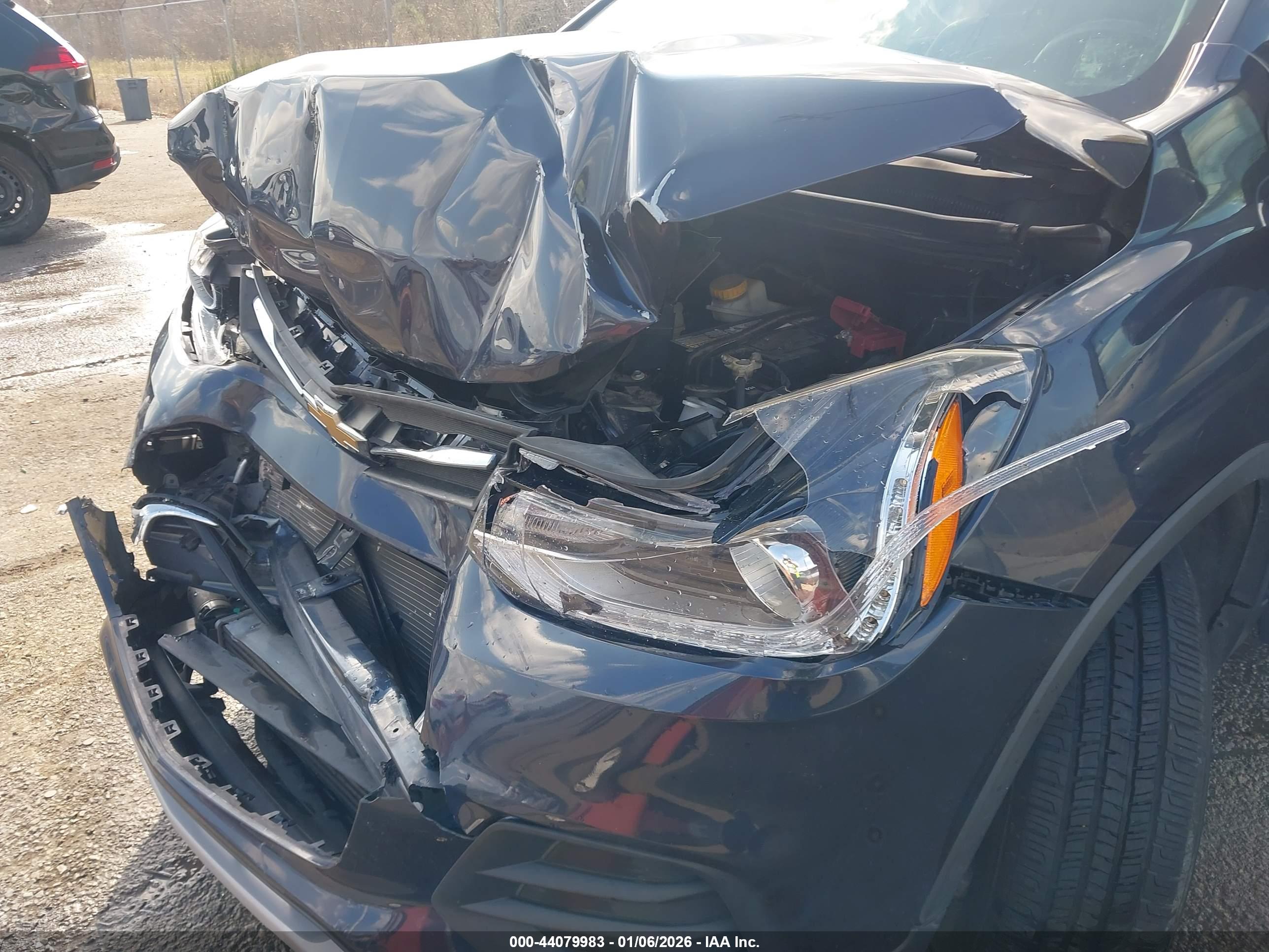 CHEVROLET TRAX image 6