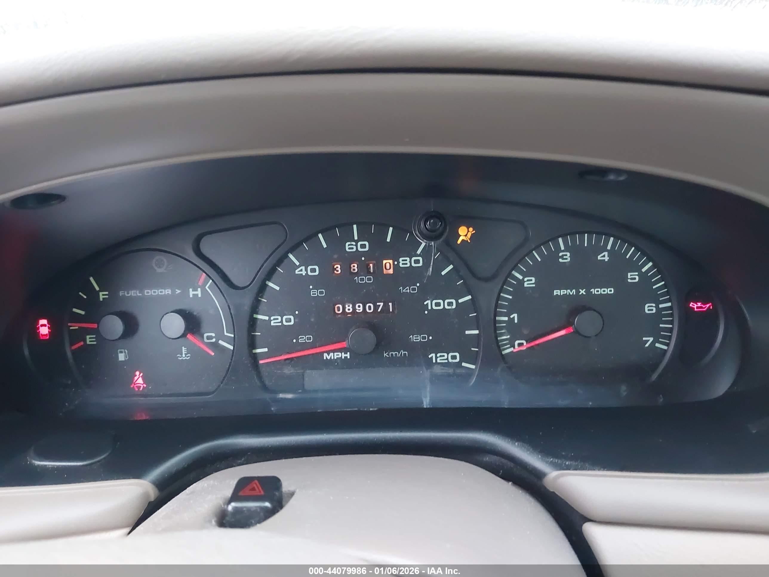 FORD TAURUS image 7