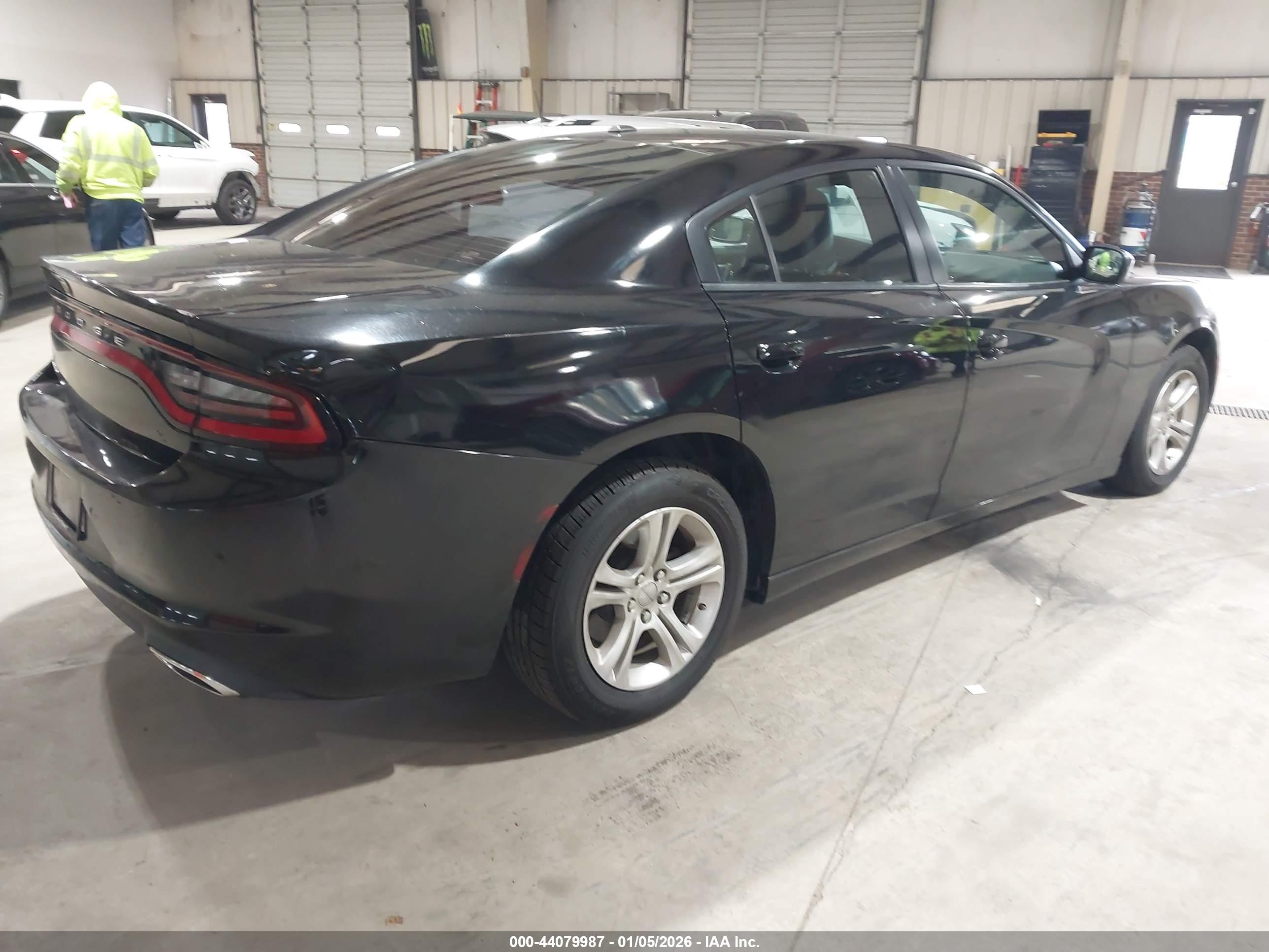 DODGE CHARGER image 4