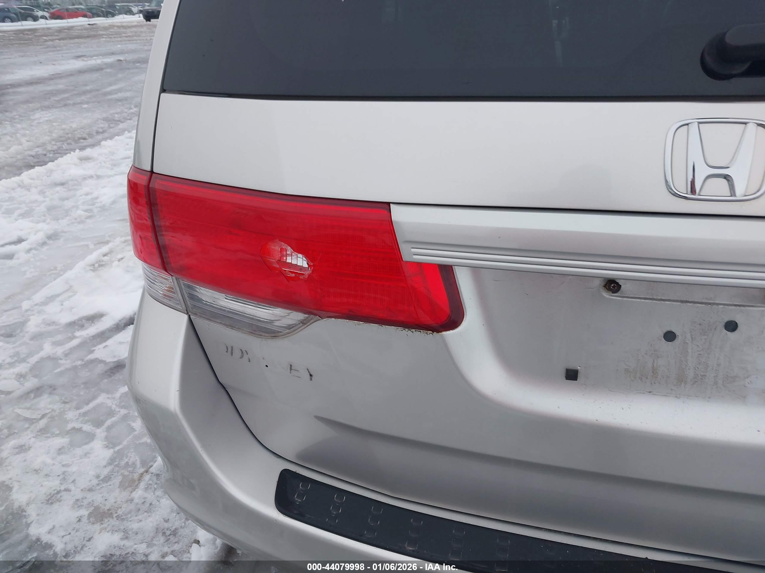 HONDA ODYSSEY image 6