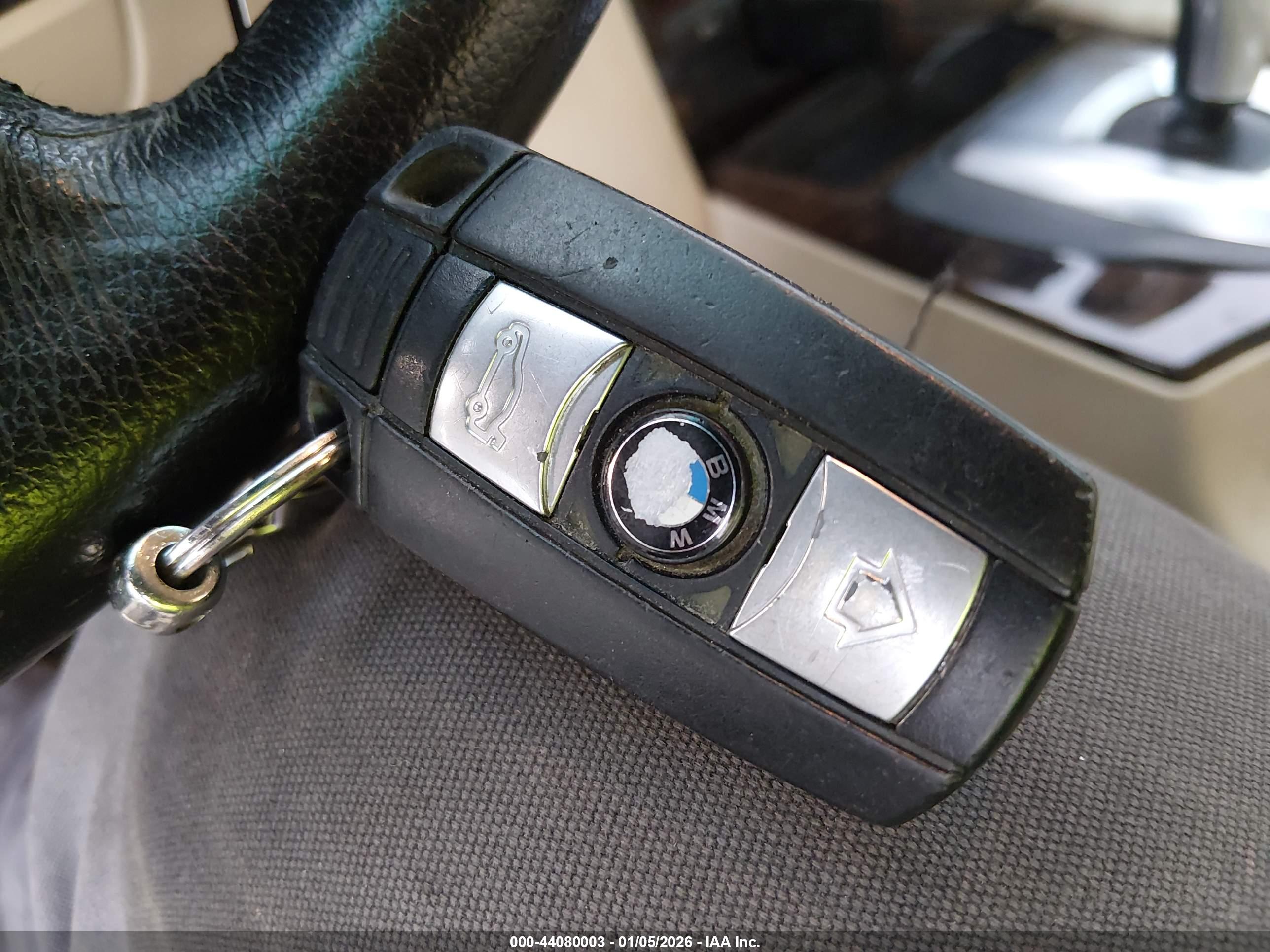 BMW 528I image 11