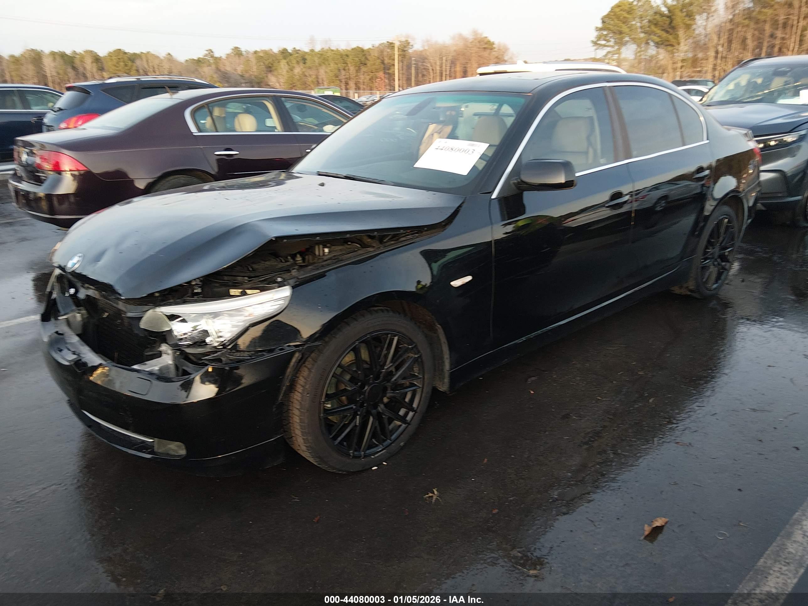 BMW 528I image 2