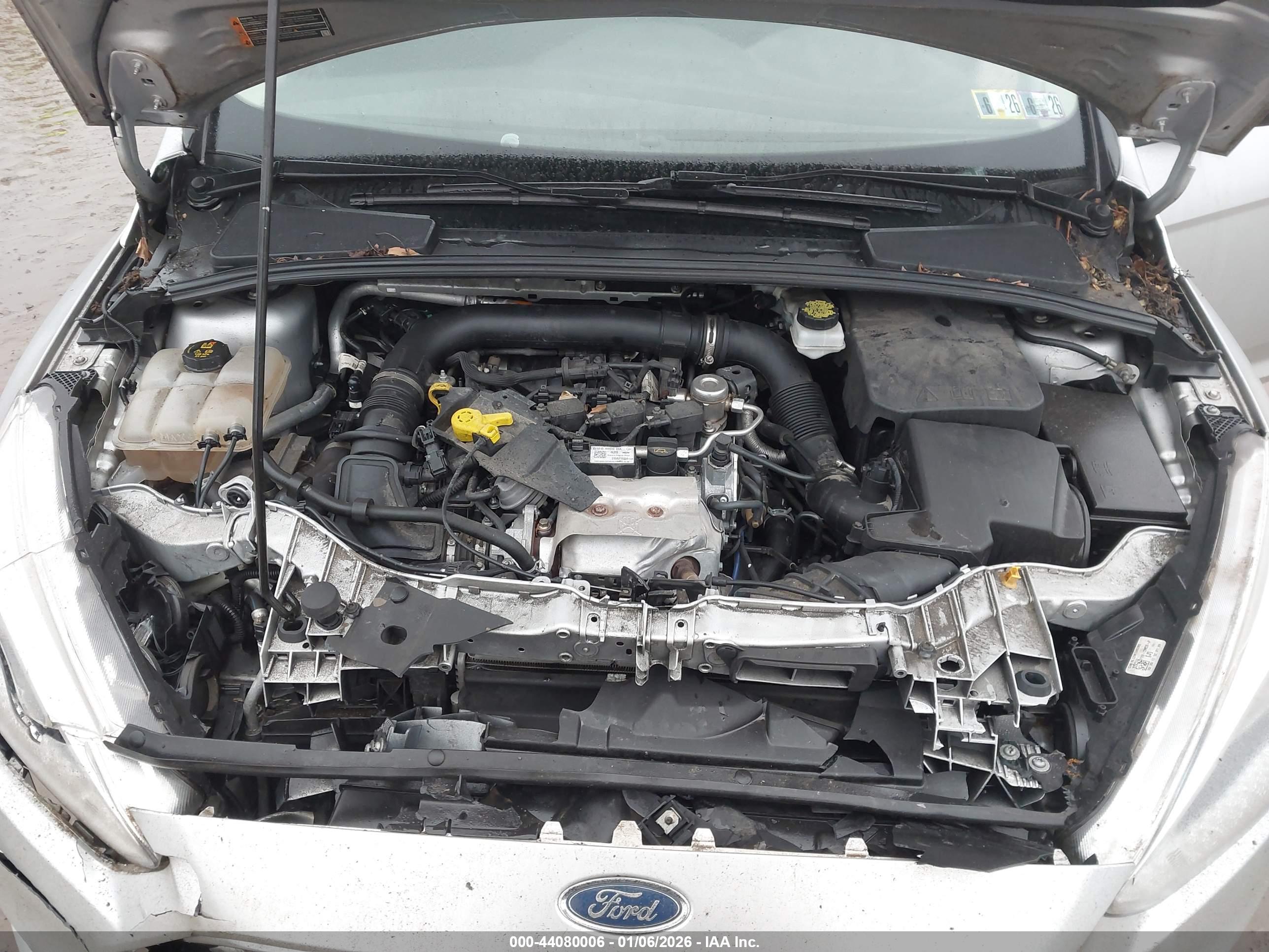 FORD FOCUS image 10