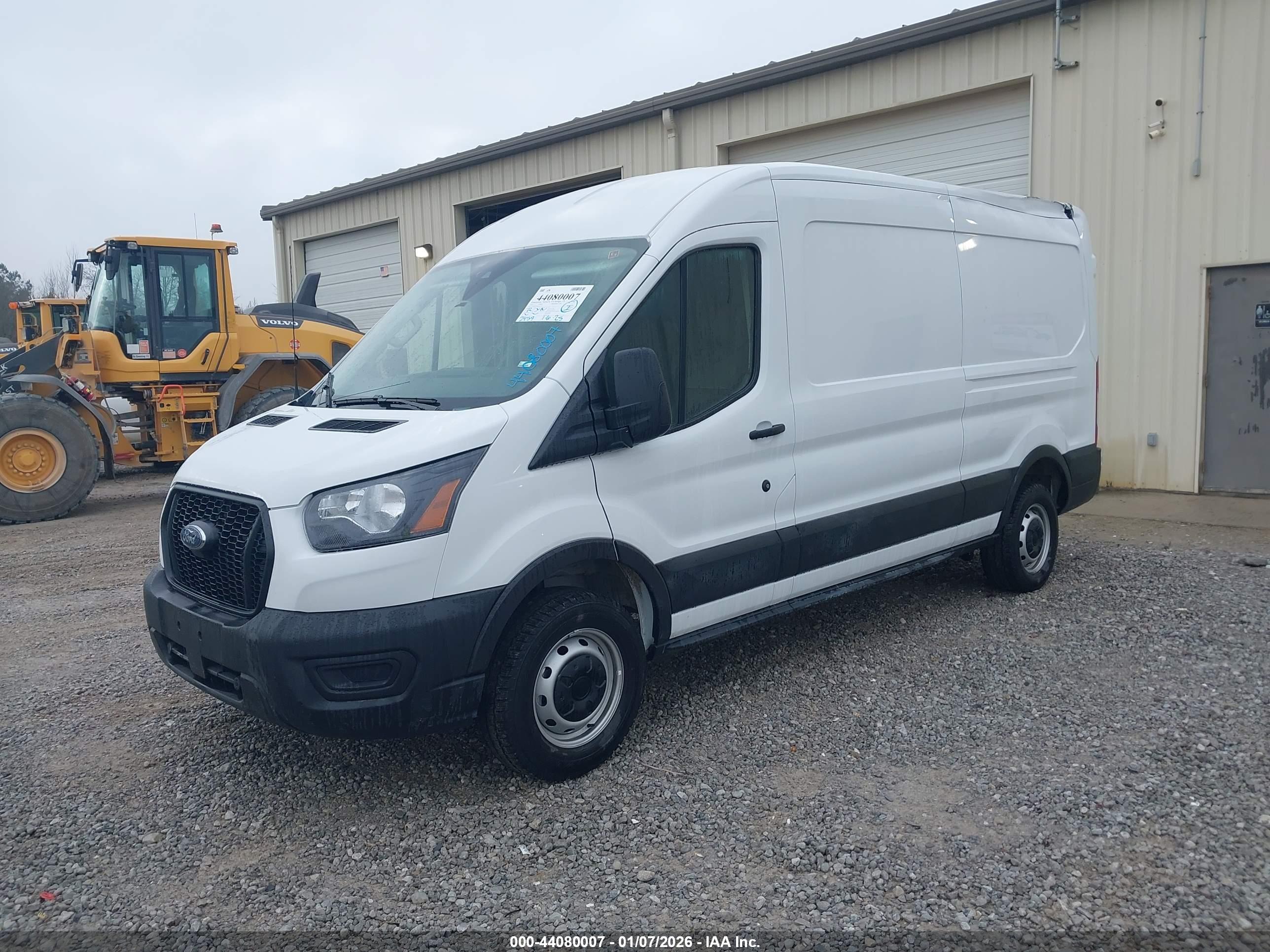FORD TRANSIT-250 image 2