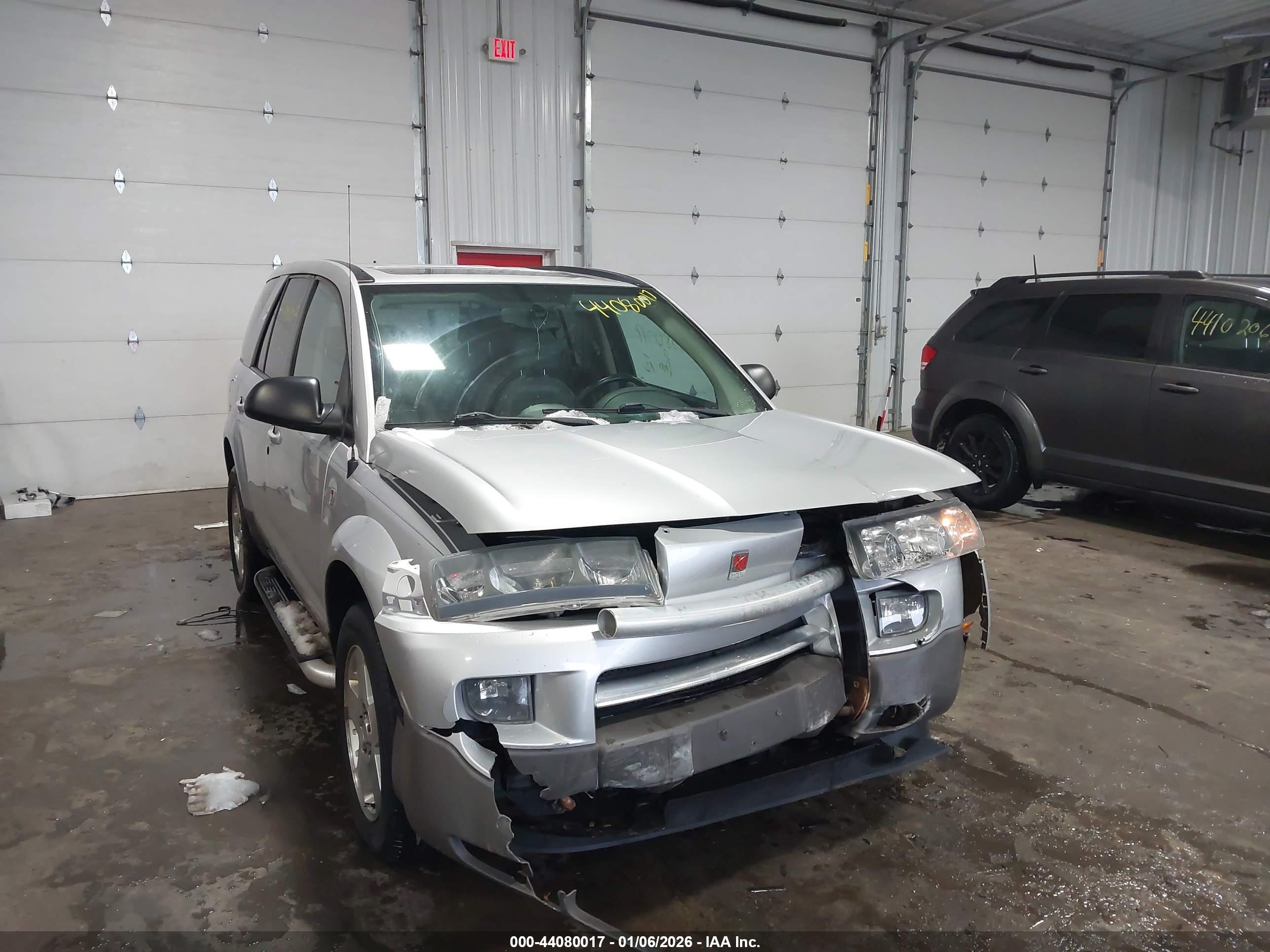 SATURN VUE image 6