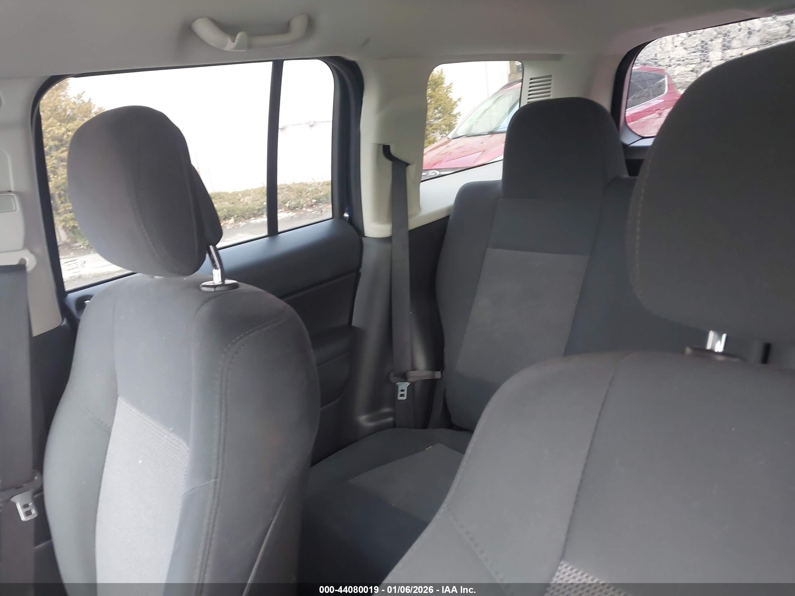 JEEP PATRIOT image 8