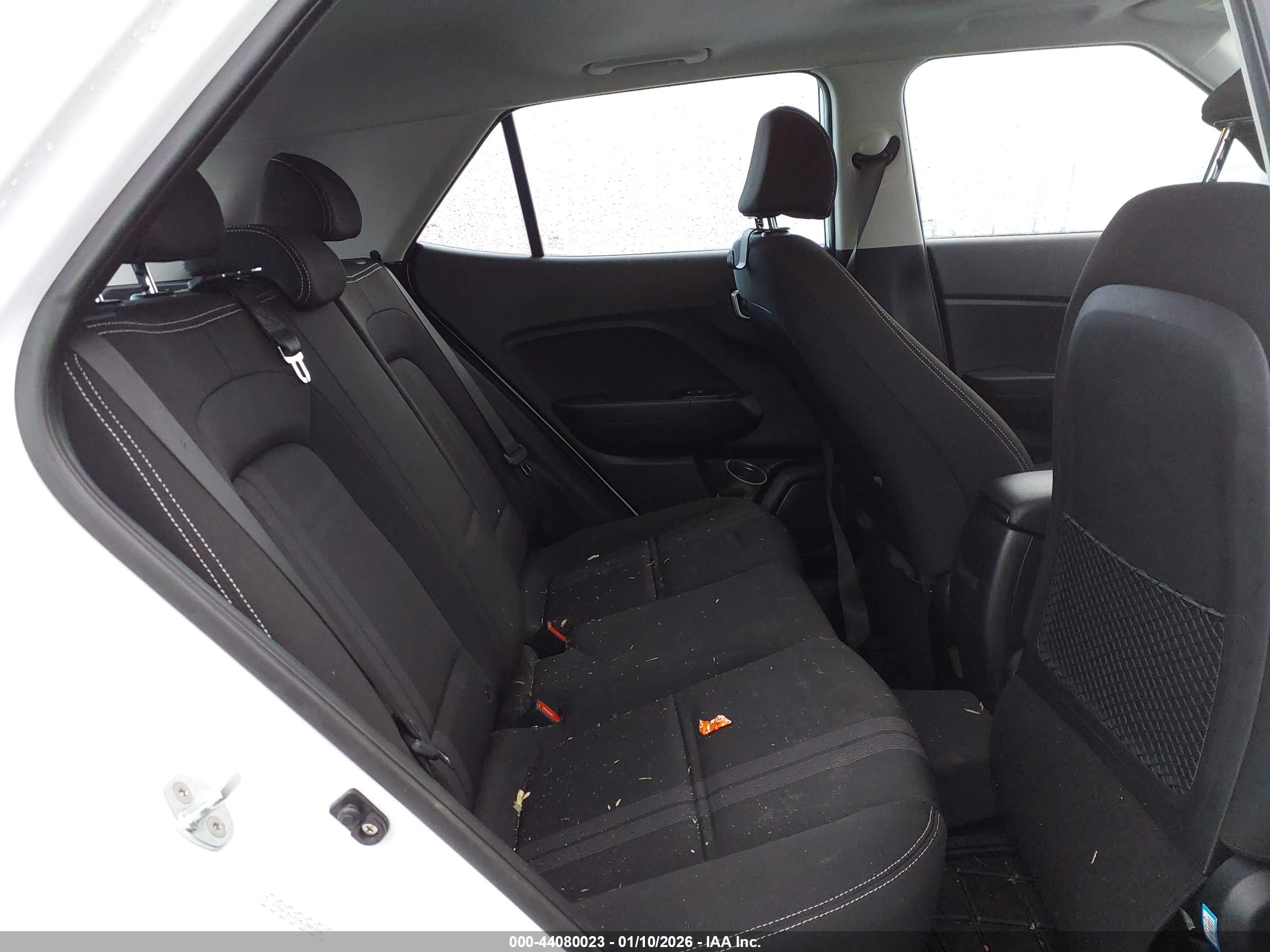 HYUNDAI VENUE image 8