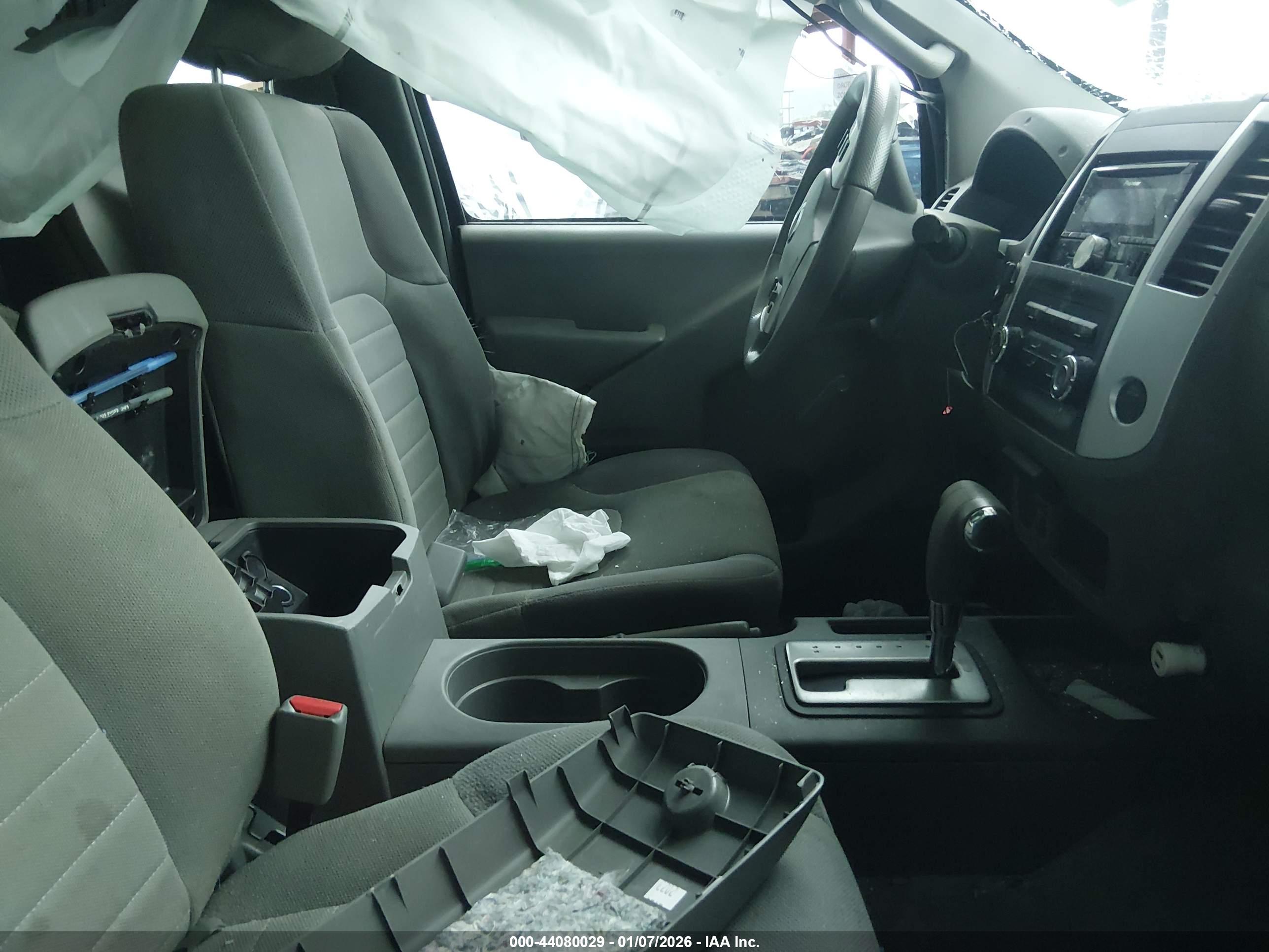 NISSAN FRONTIER image 5