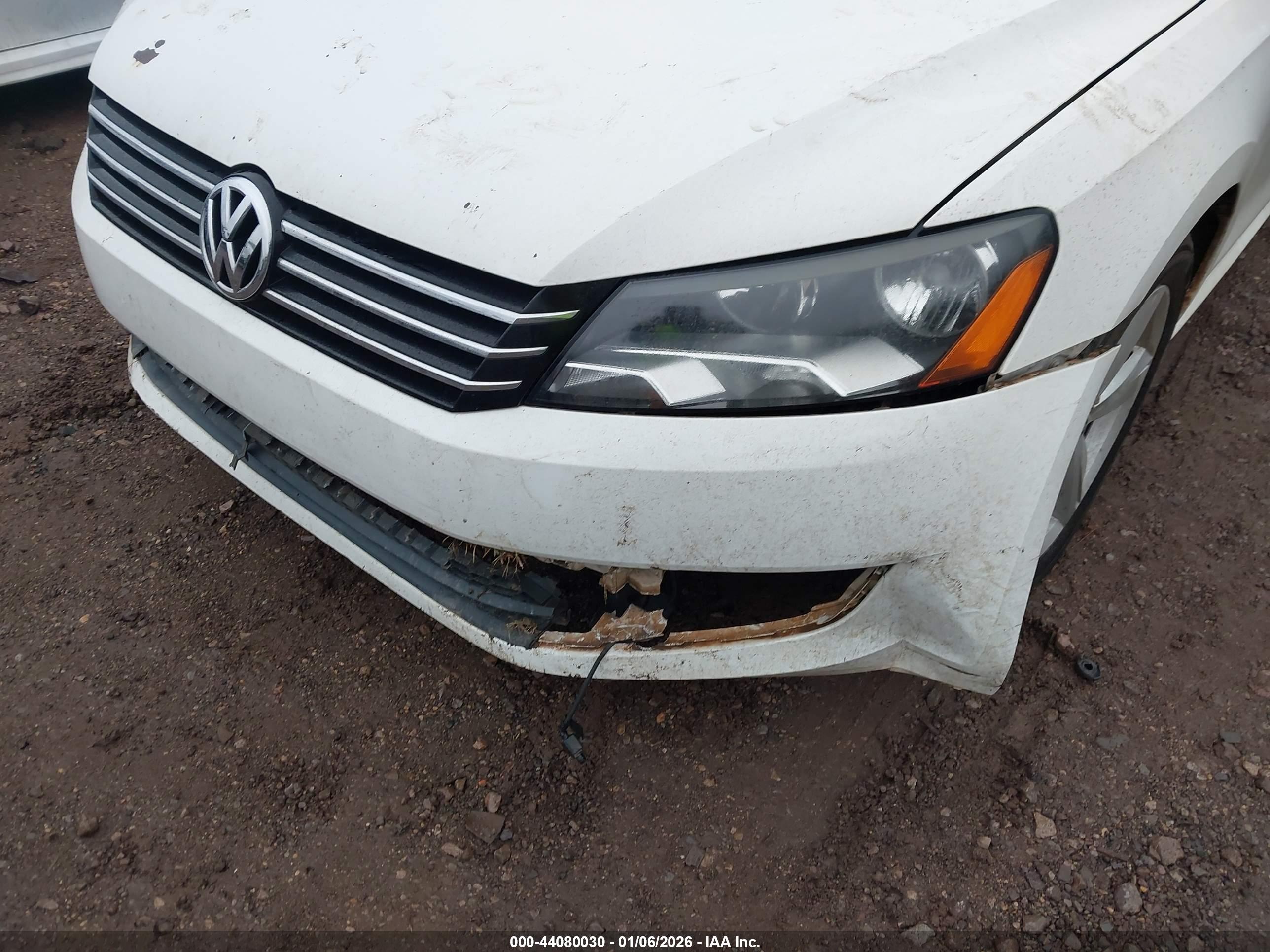 VOLKSWAGEN PASSAT image 6