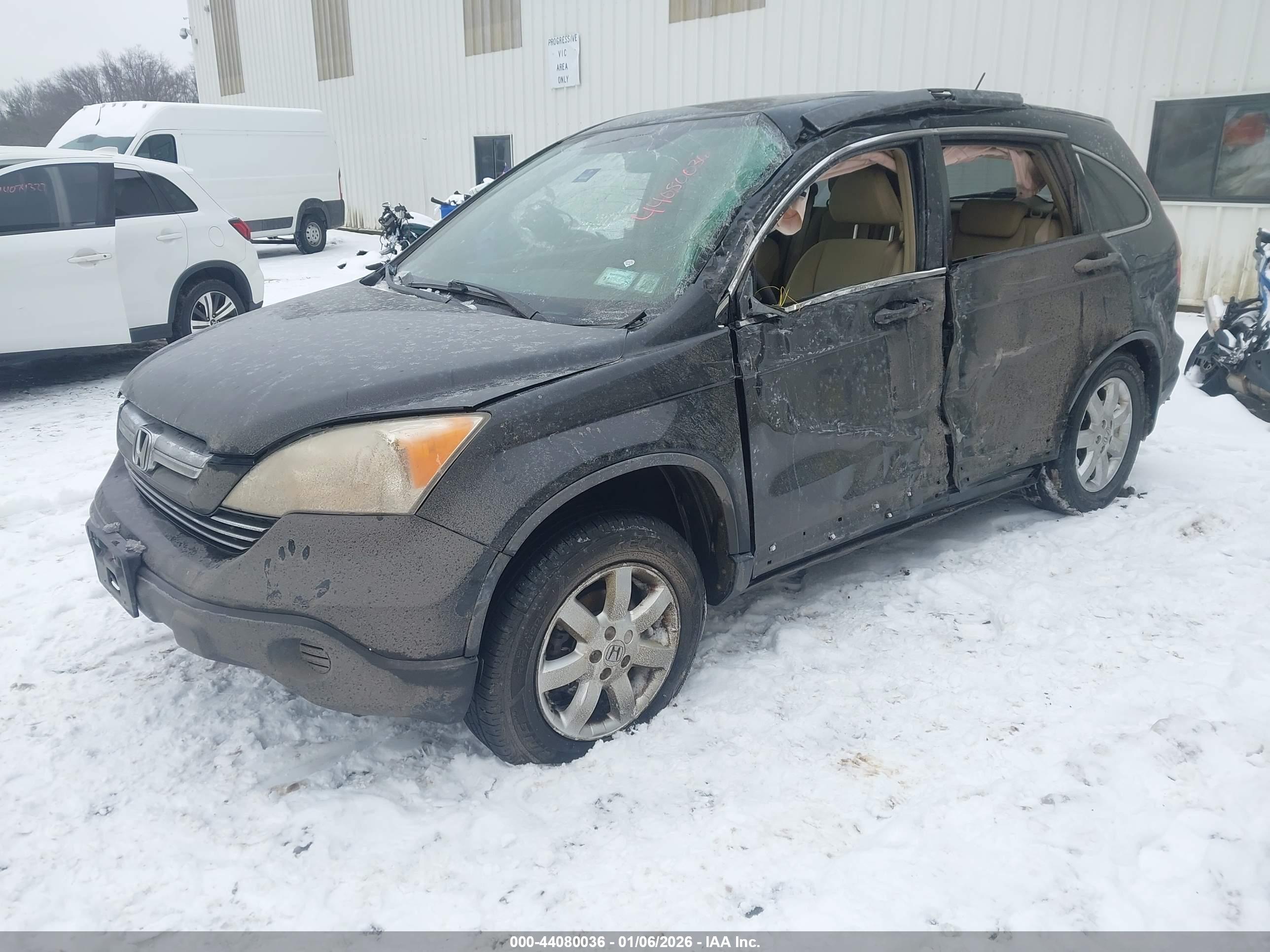 HONDA CR-V image 2