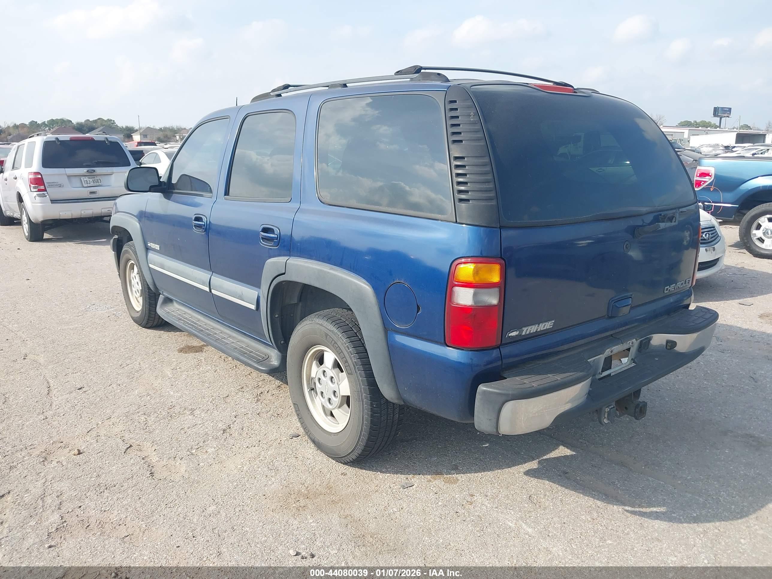 CHEVROLET TAHOE image 3