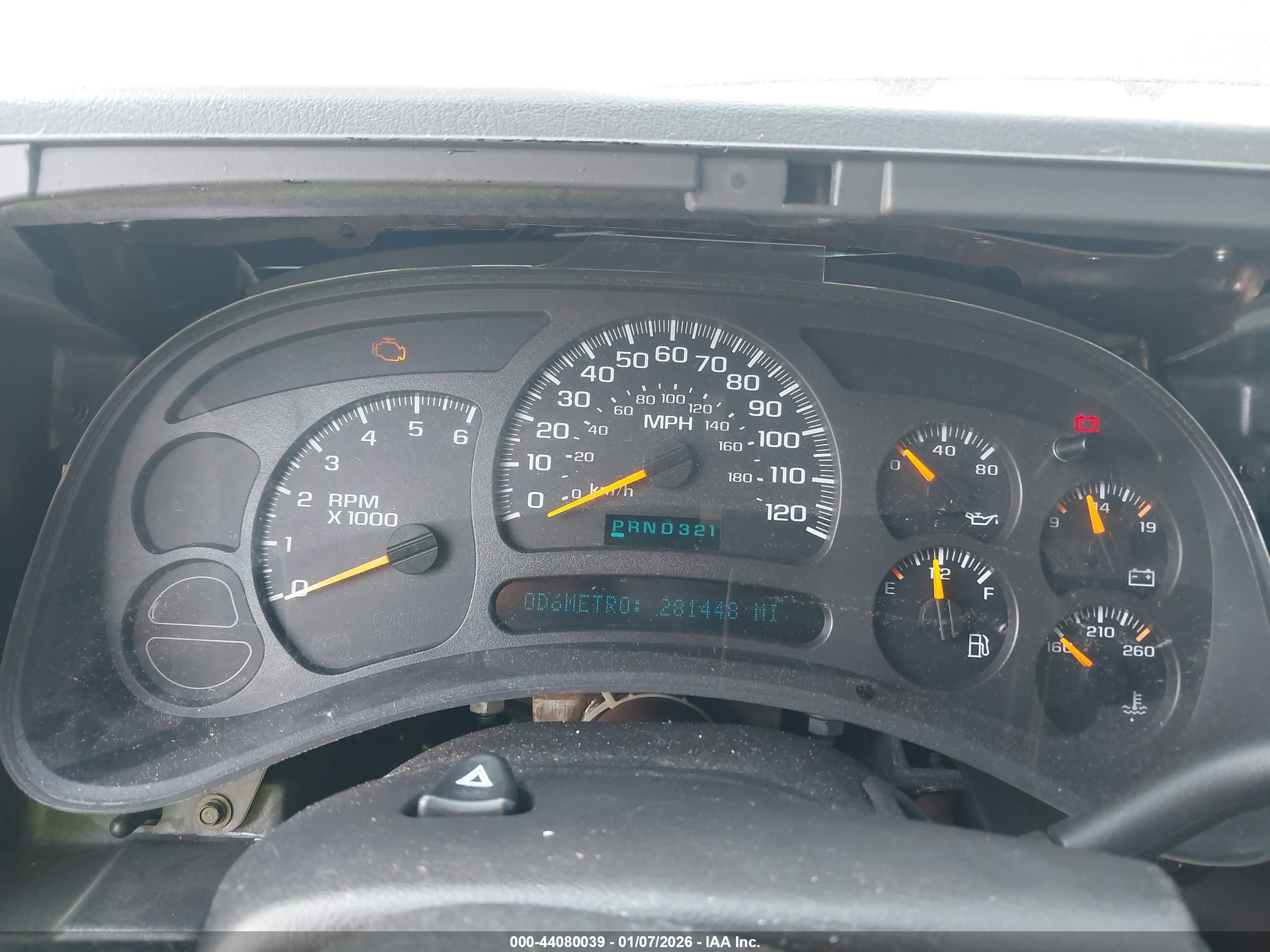 CHEVROLET TAHOE image 7