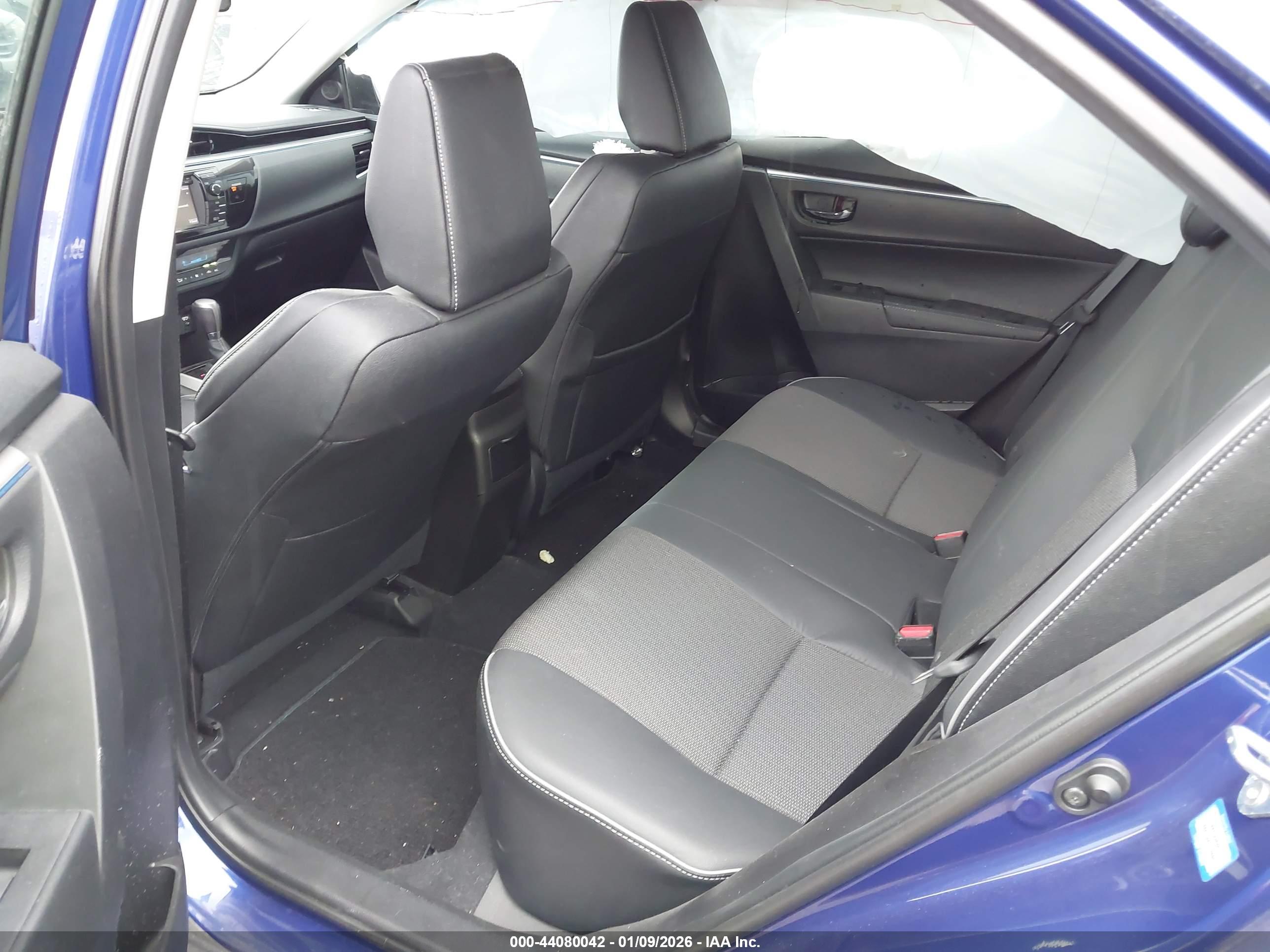 TOYOTA COROLLA image 8