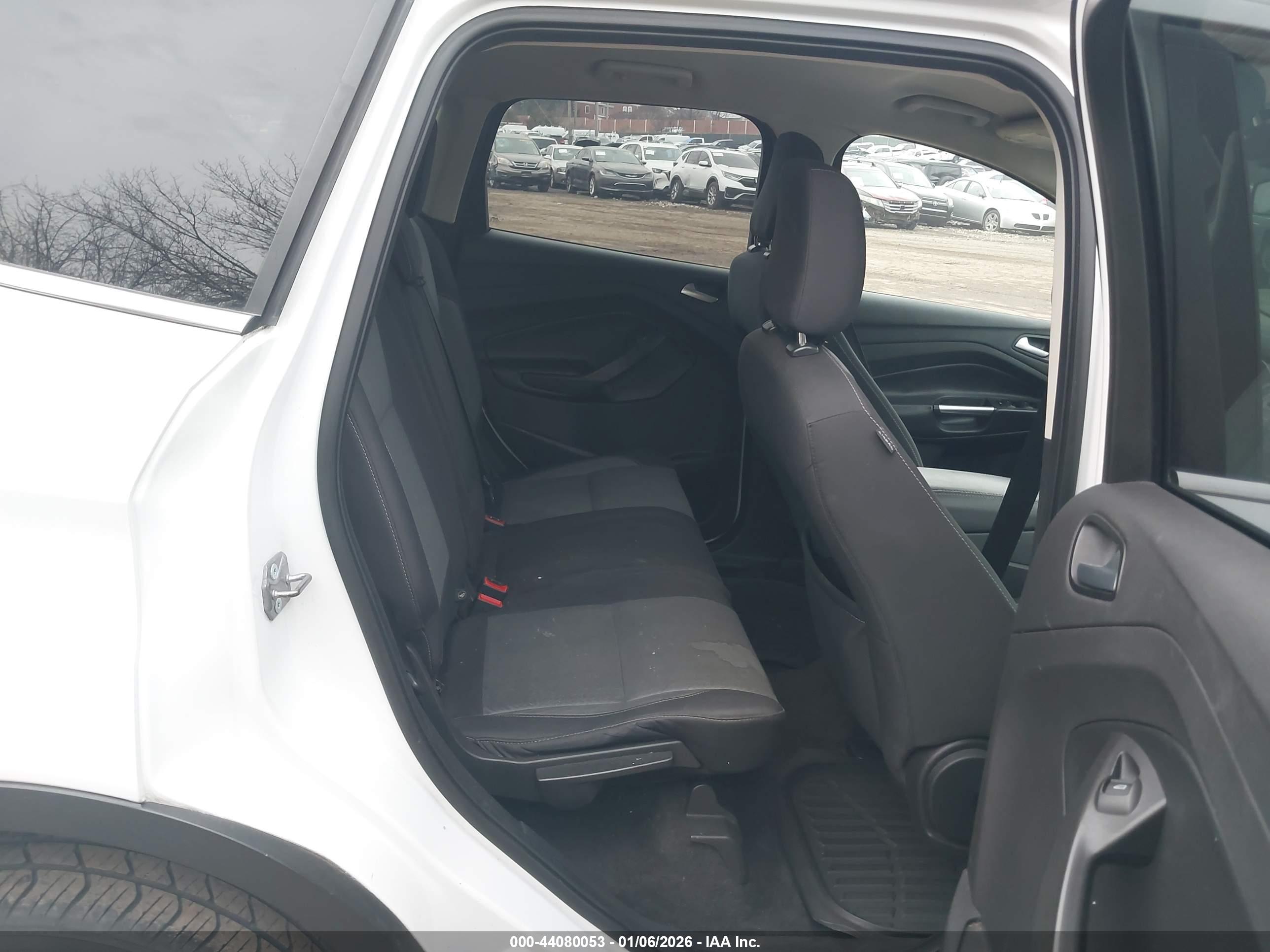 FORD ESCAPE image 8