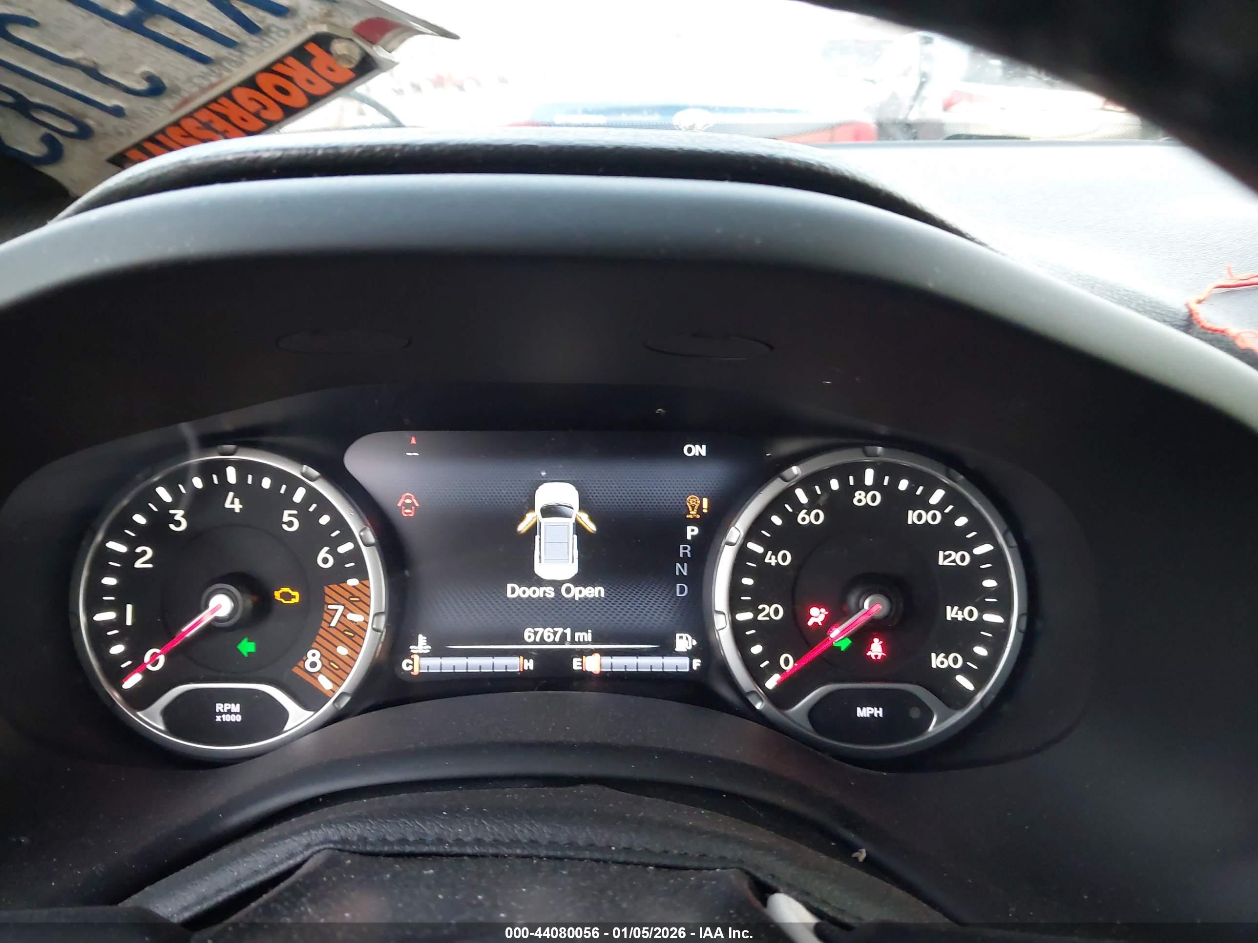 JEEP RENEGADE image 7