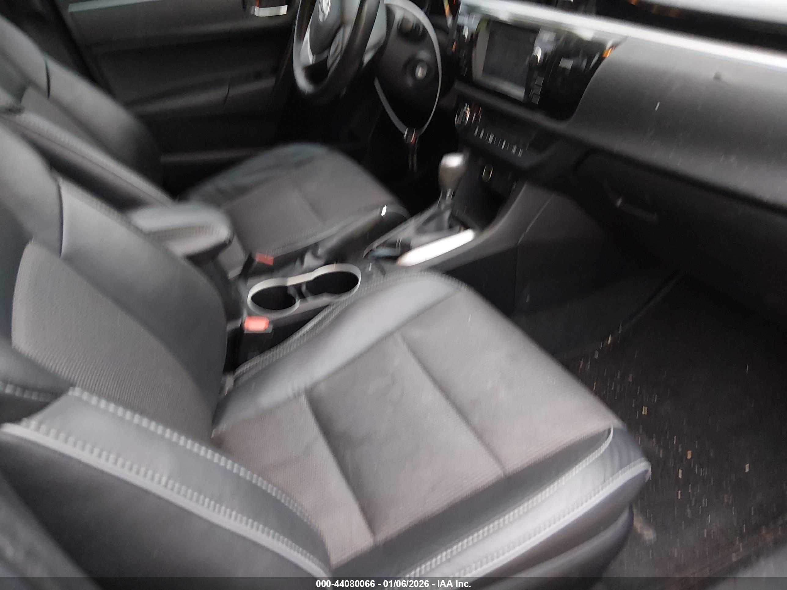 TOYOTA COROLLA image 5