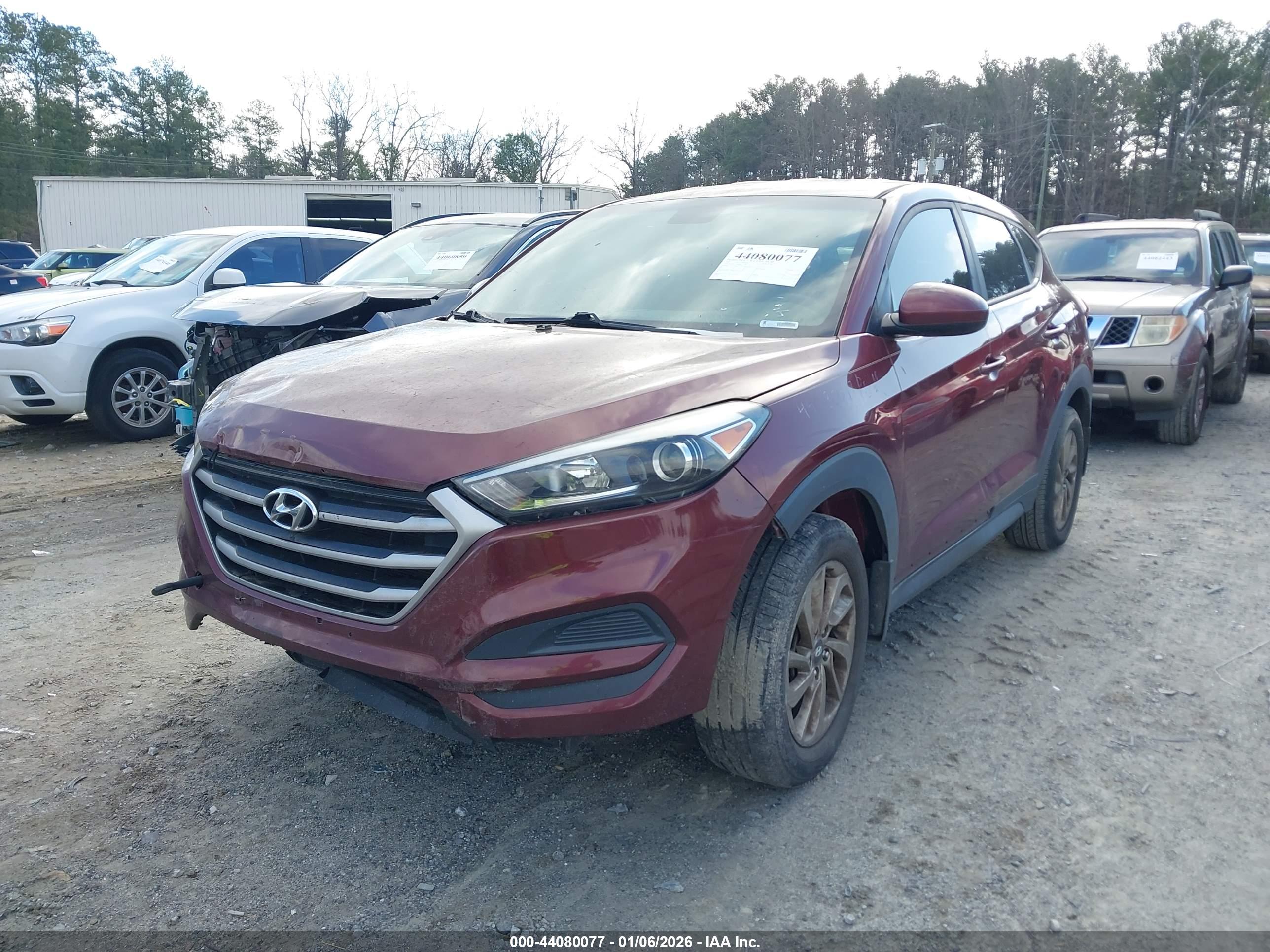 HYUNDAI TUCSON image 2