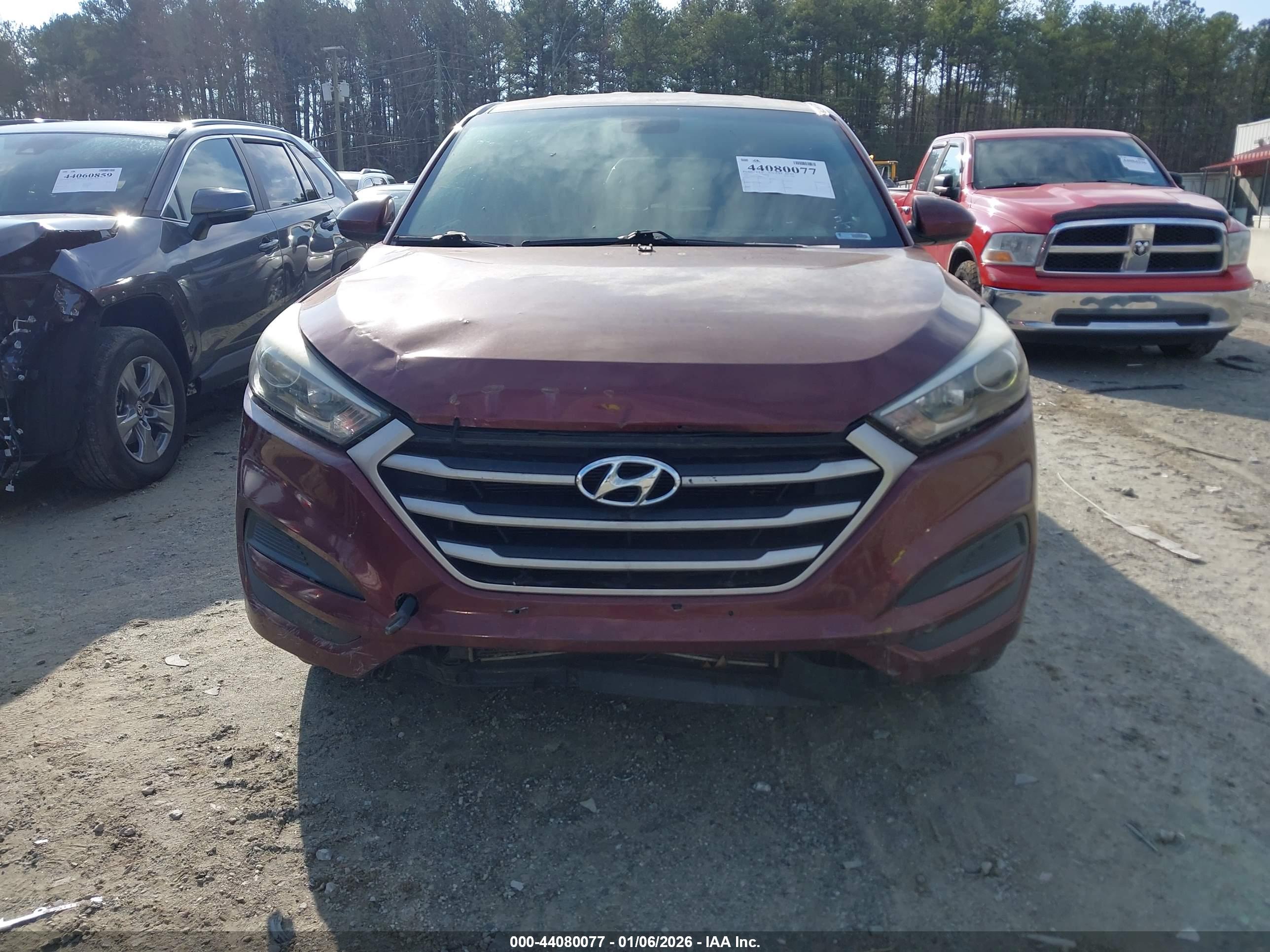 HYUNDAI TUCSON image 6