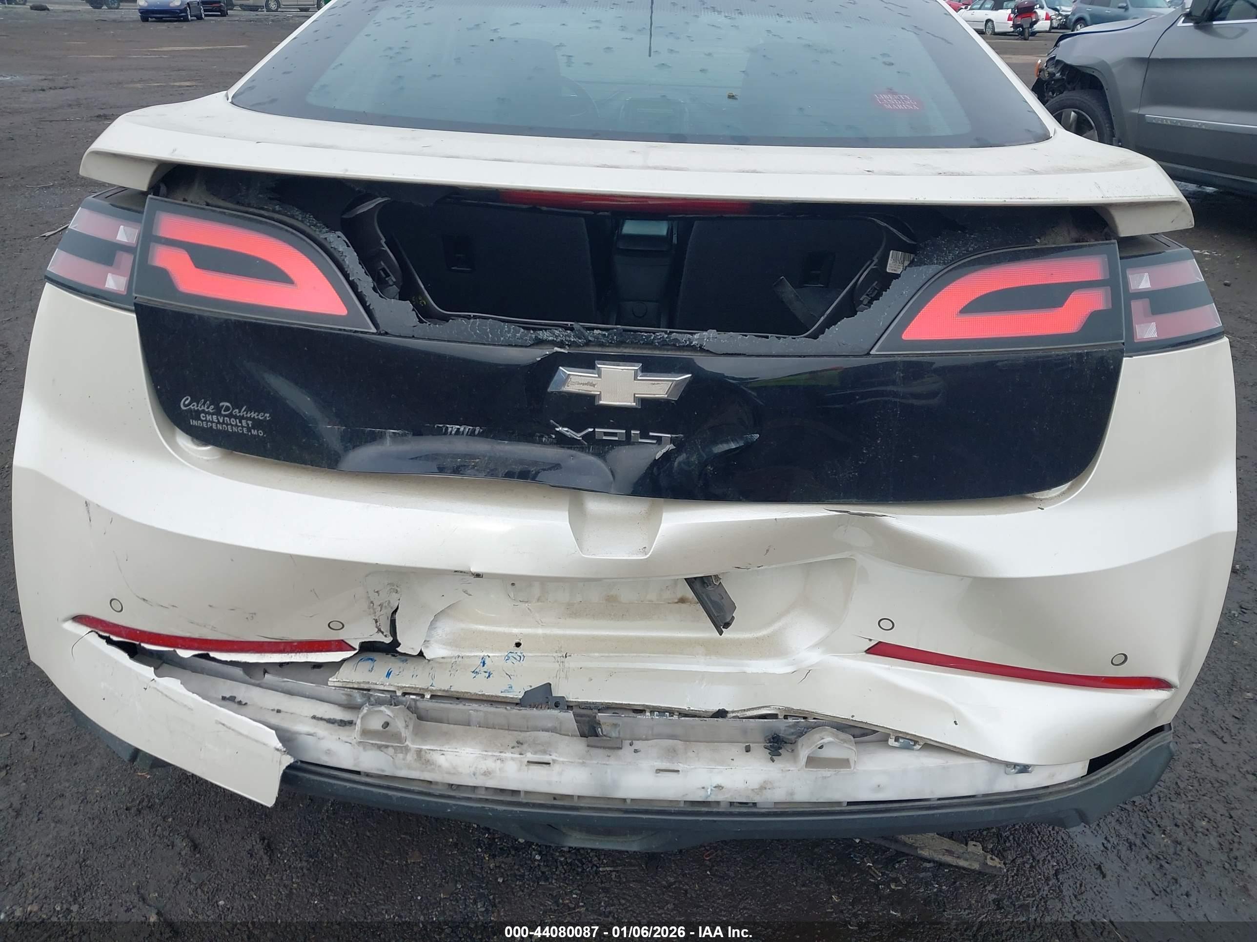 CHEVROLET VOLT image 6