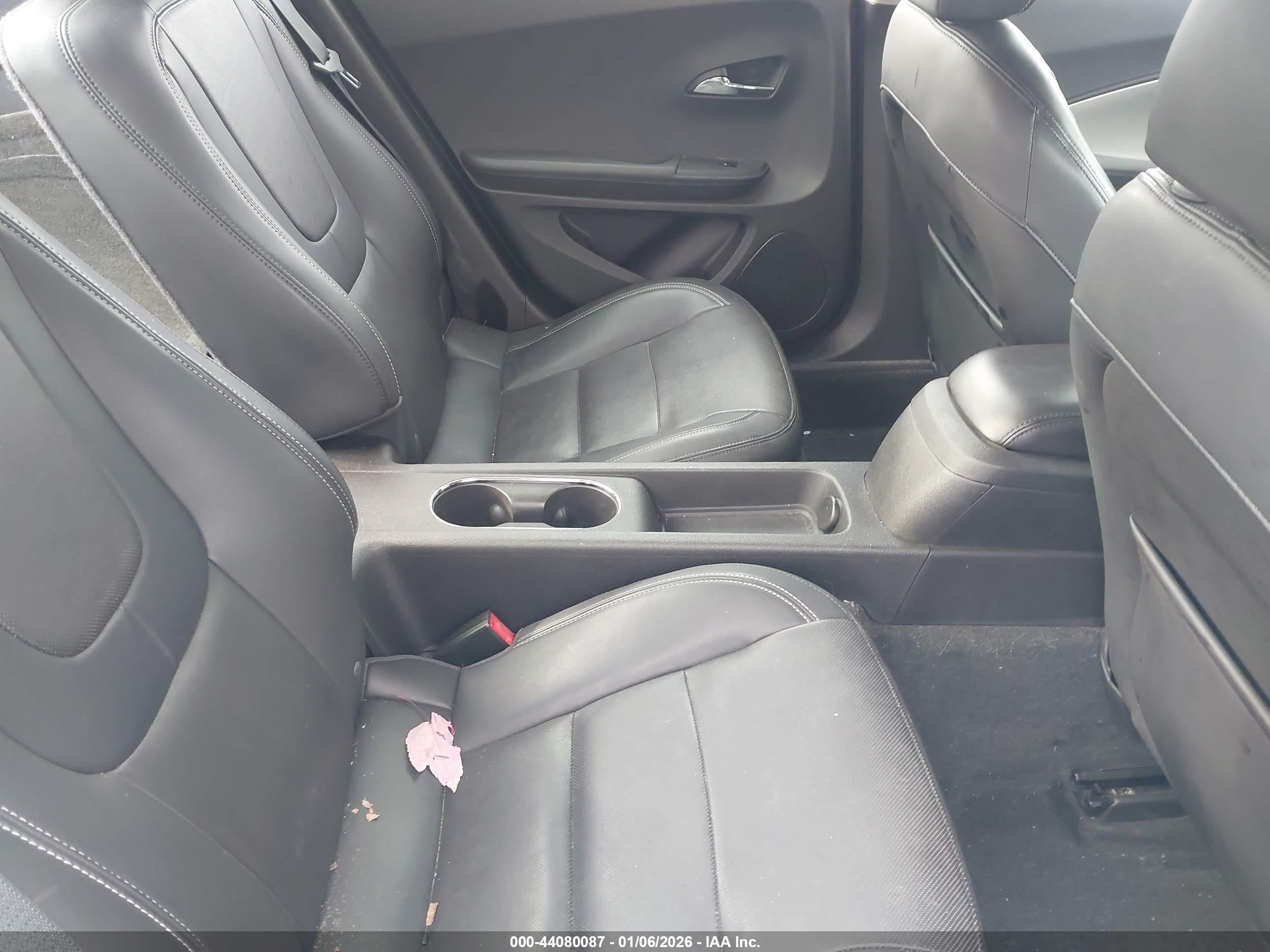 CHEVROLET VOLT image 8