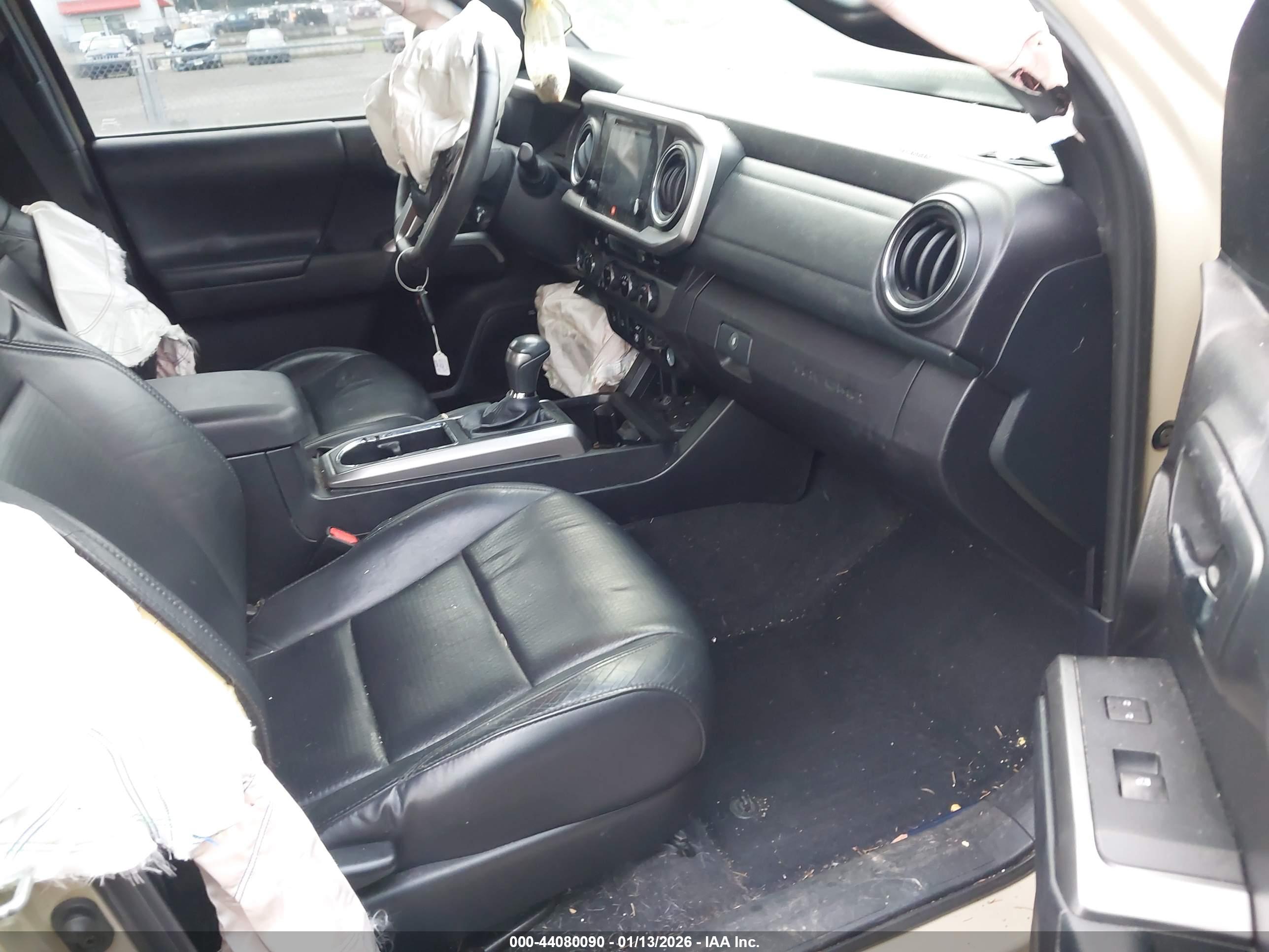 TOYOTA TACOMA image 5