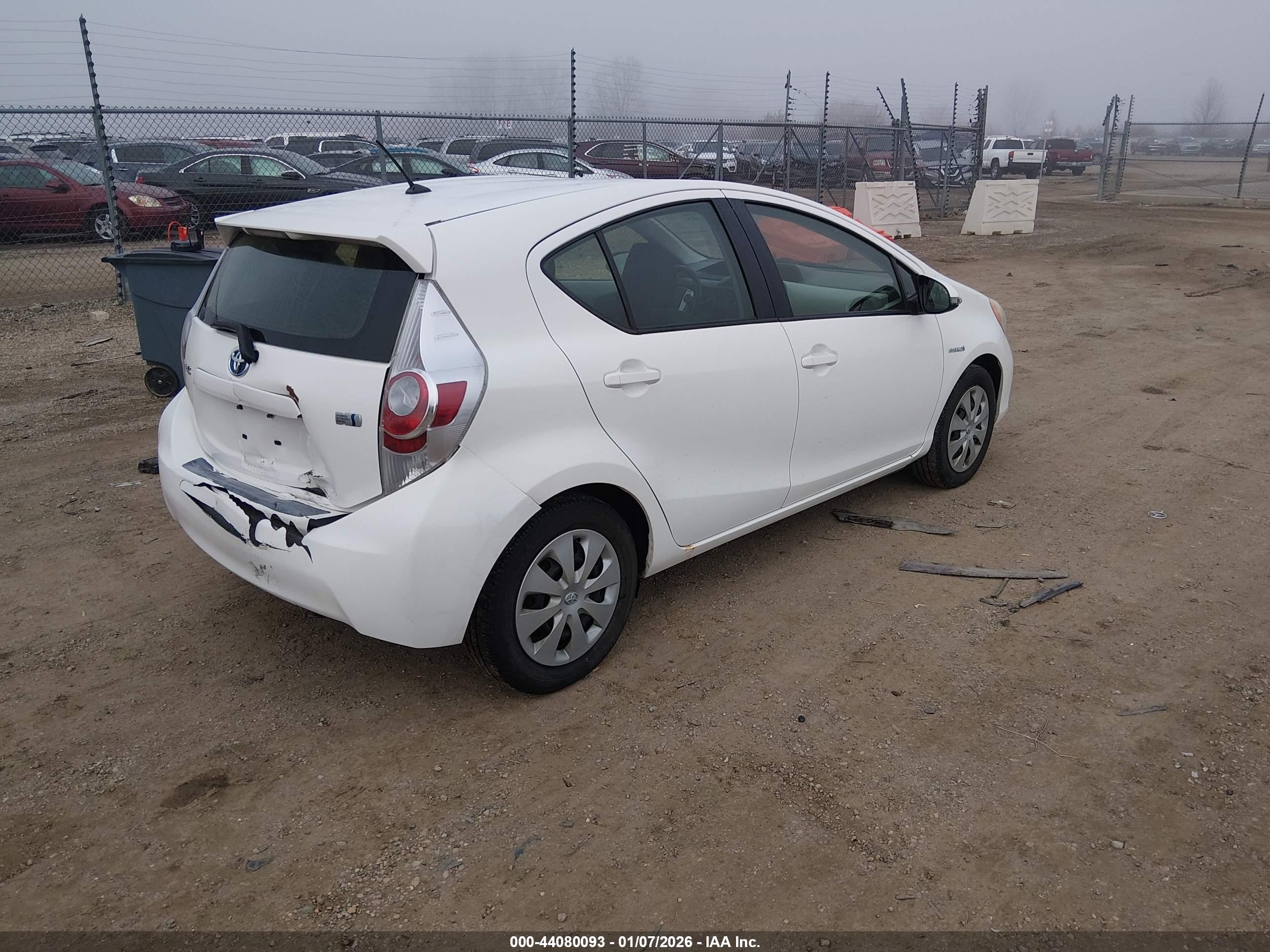 TOYOTA PRIUS image 4