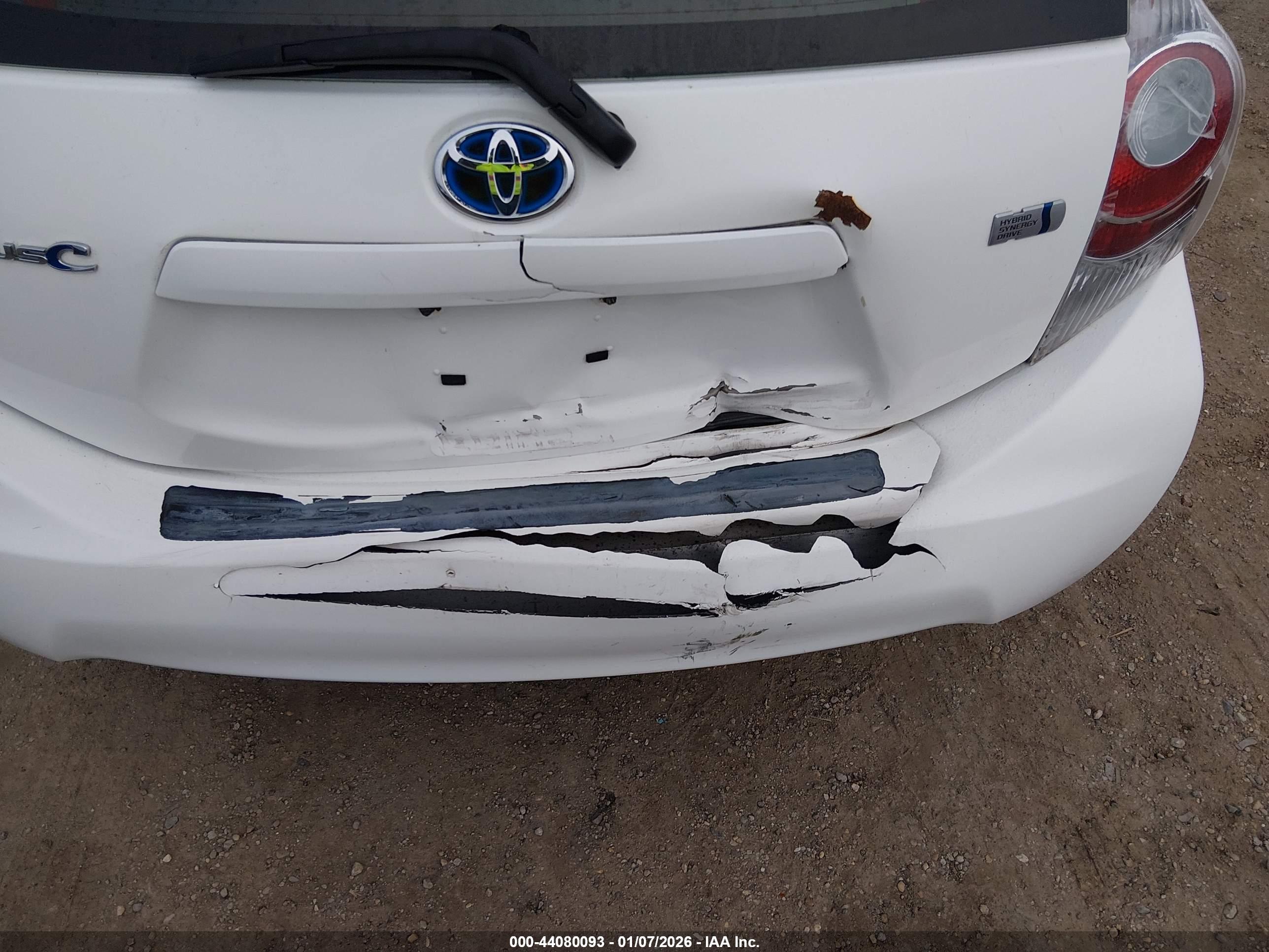 TOYOTA PRIUS image 6