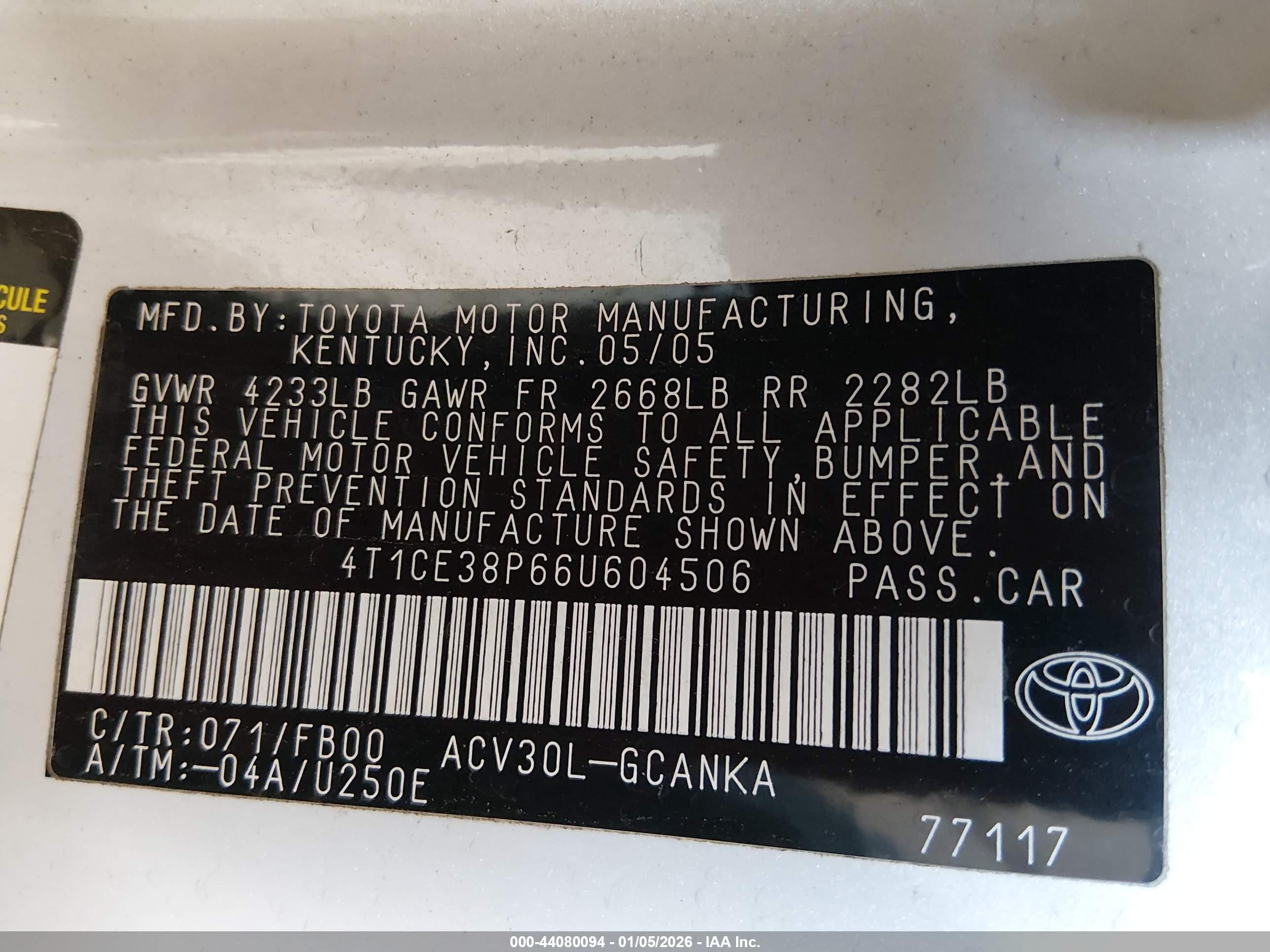TOYOTA CAMRY image 9