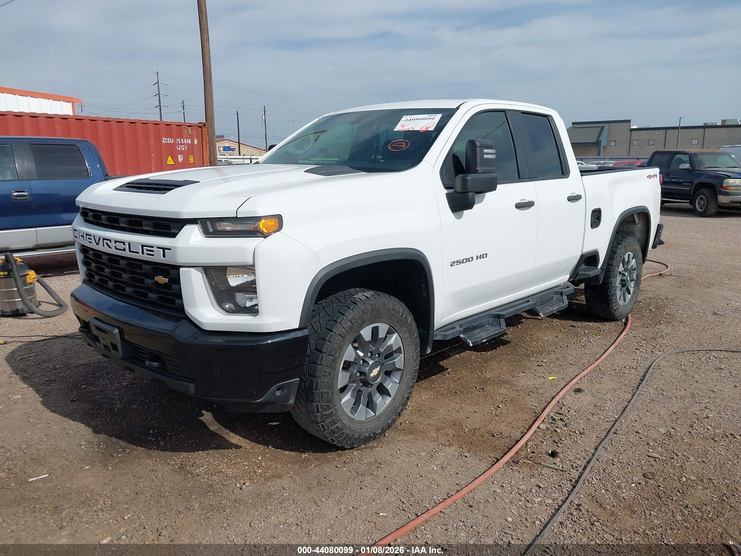 CHEVROLET SILVERADO image 2