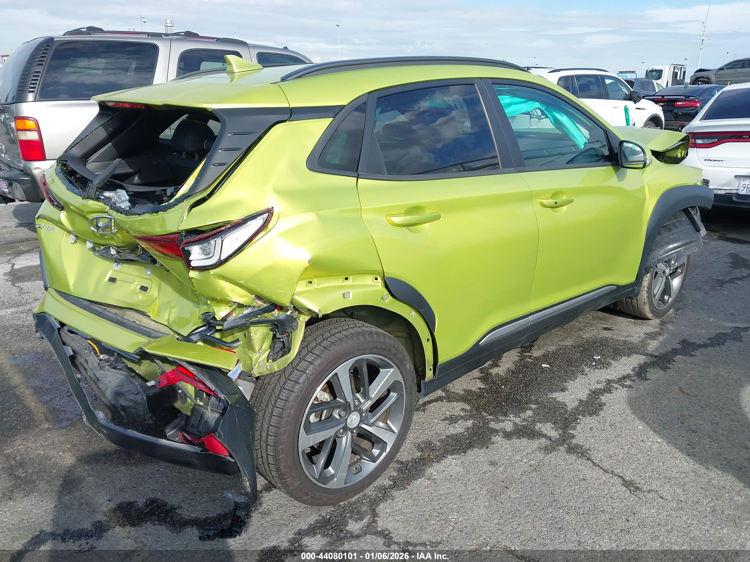 HYUNDAI KONA image 4