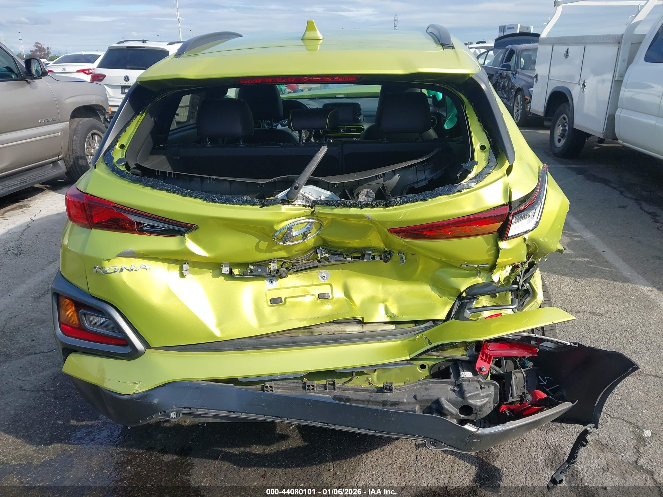 HYUNDAI KONA image 6