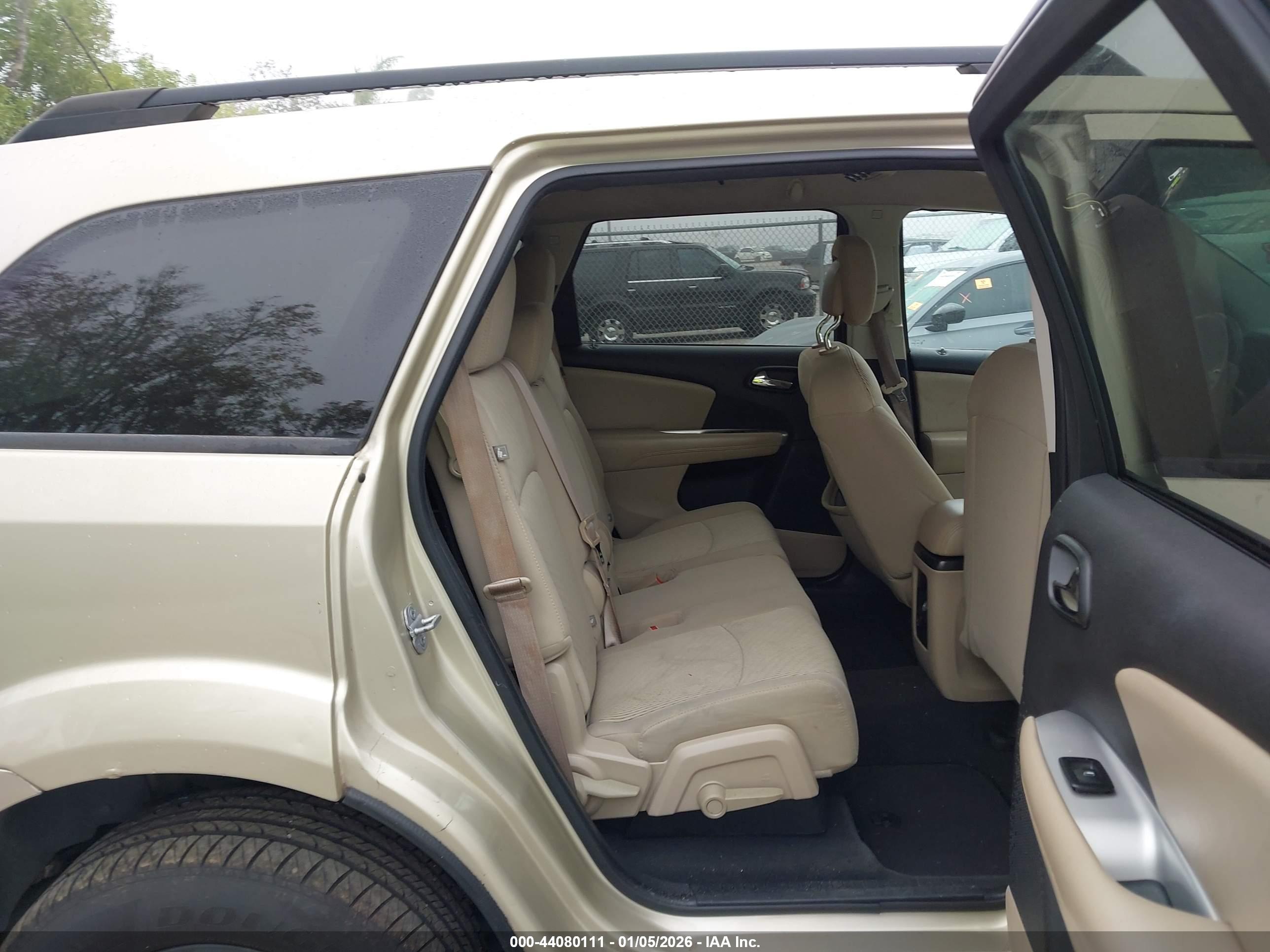 DODGE JOURNEY image 8