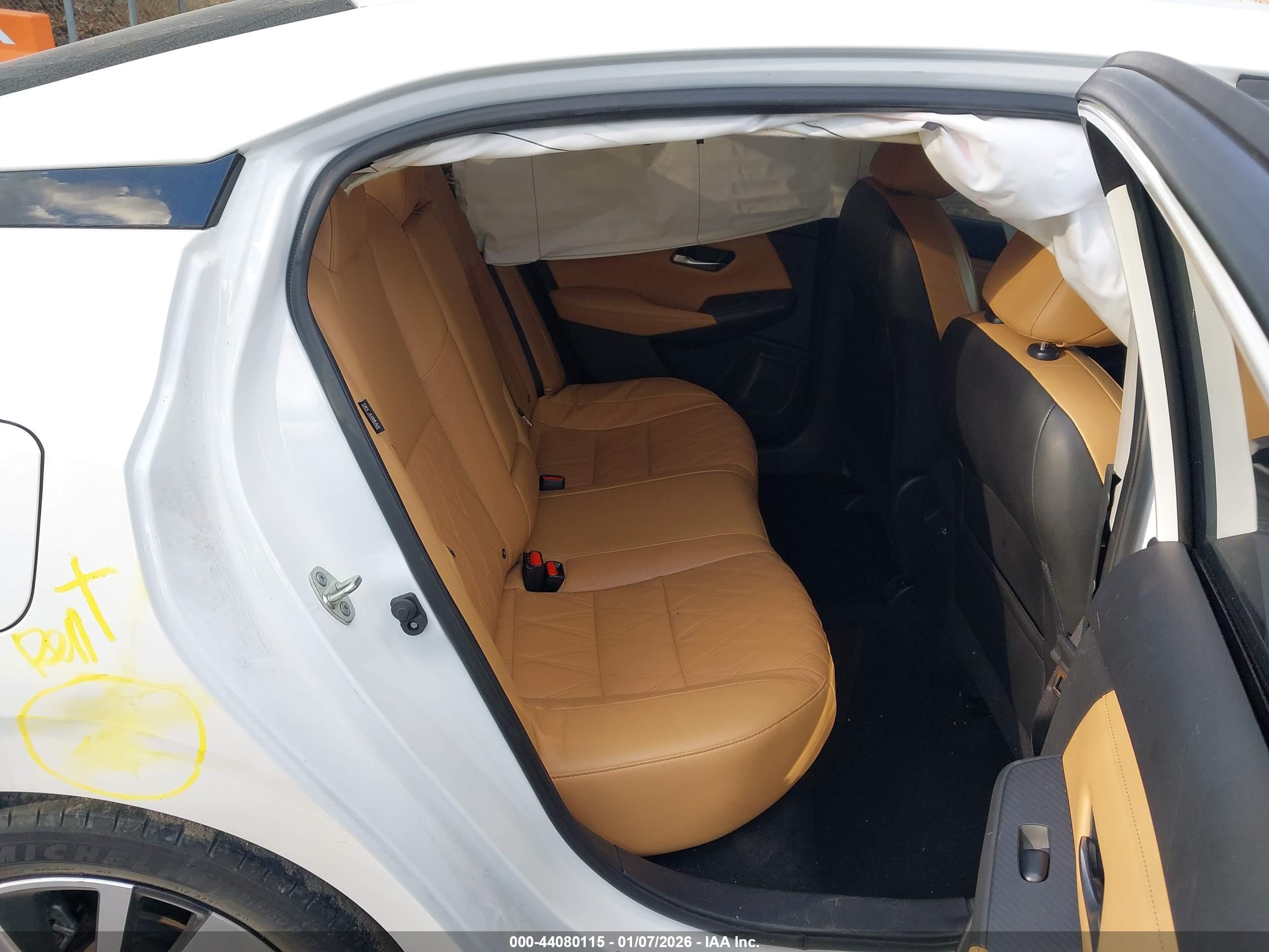 NISSAN SENTRA image 8