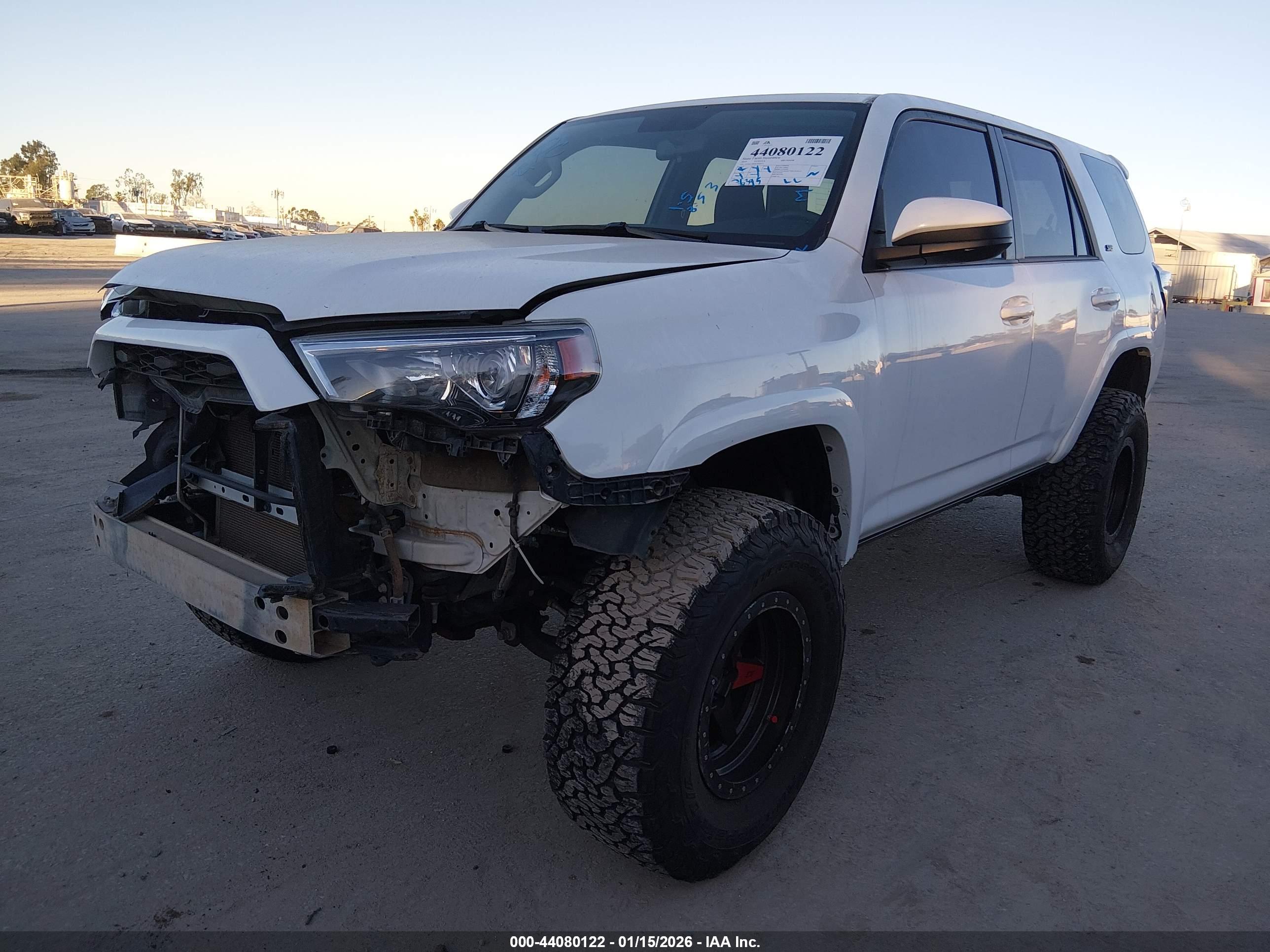 TOYOTA 4RUNNER image 2