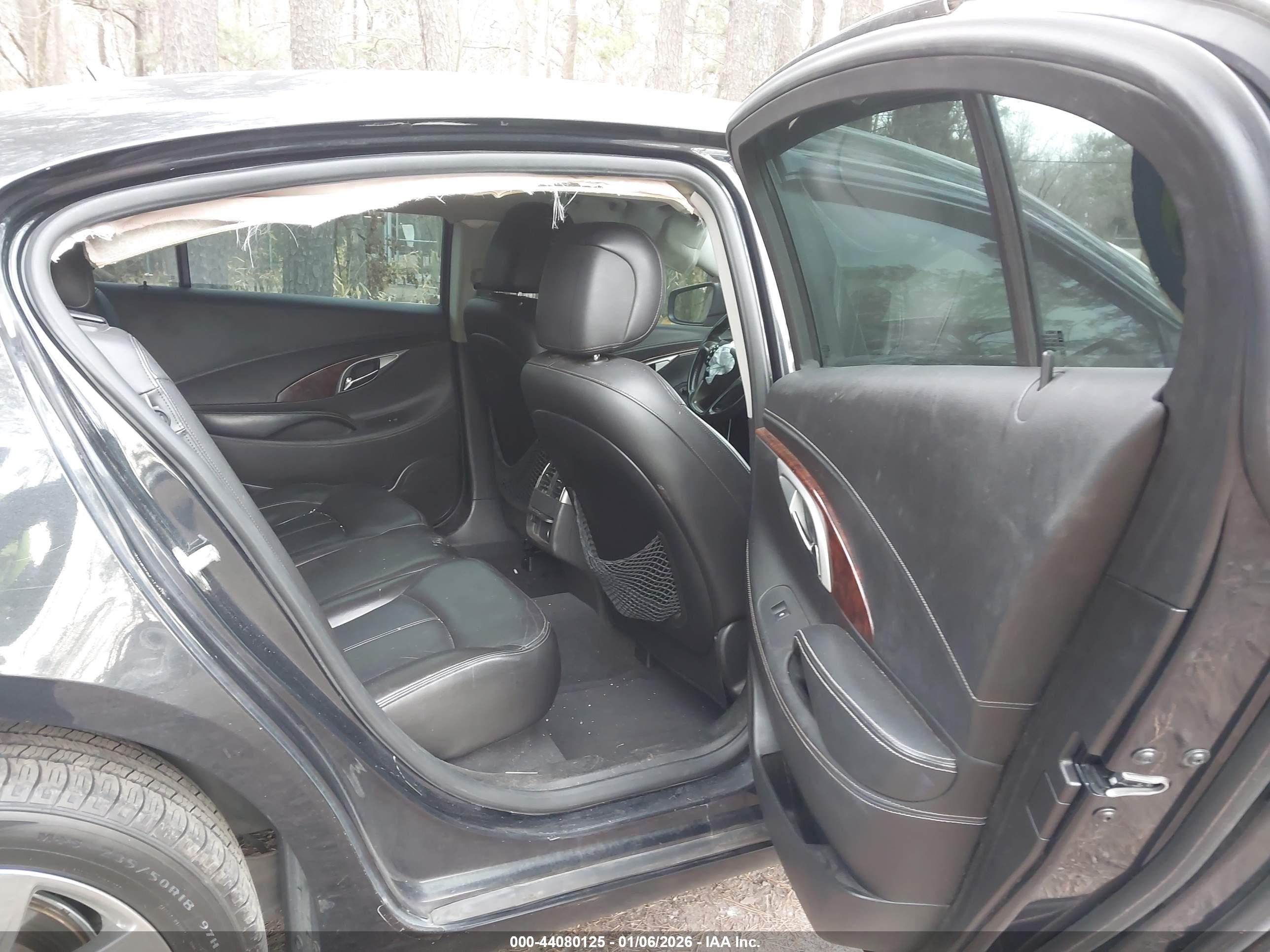 BUICK LACROSSE image 8
