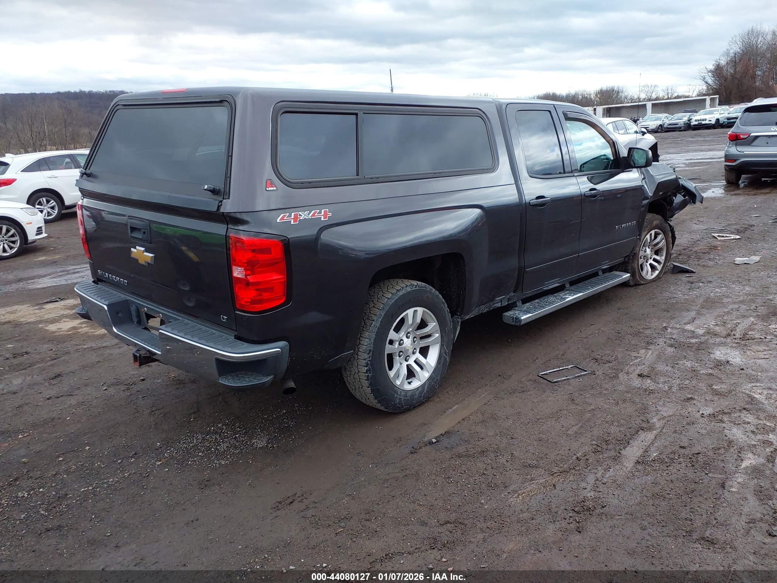 CHEVROLET SILVERADO image 4