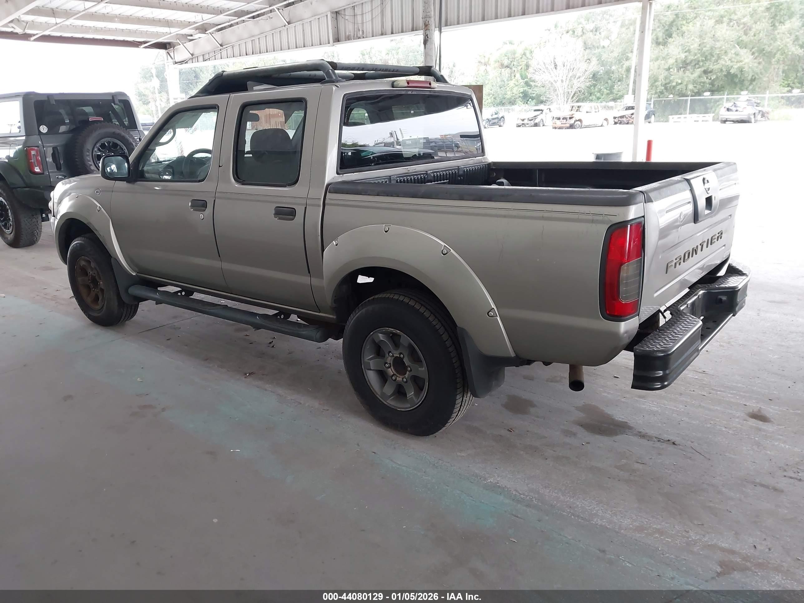 NISSAN FRONTIER image 3