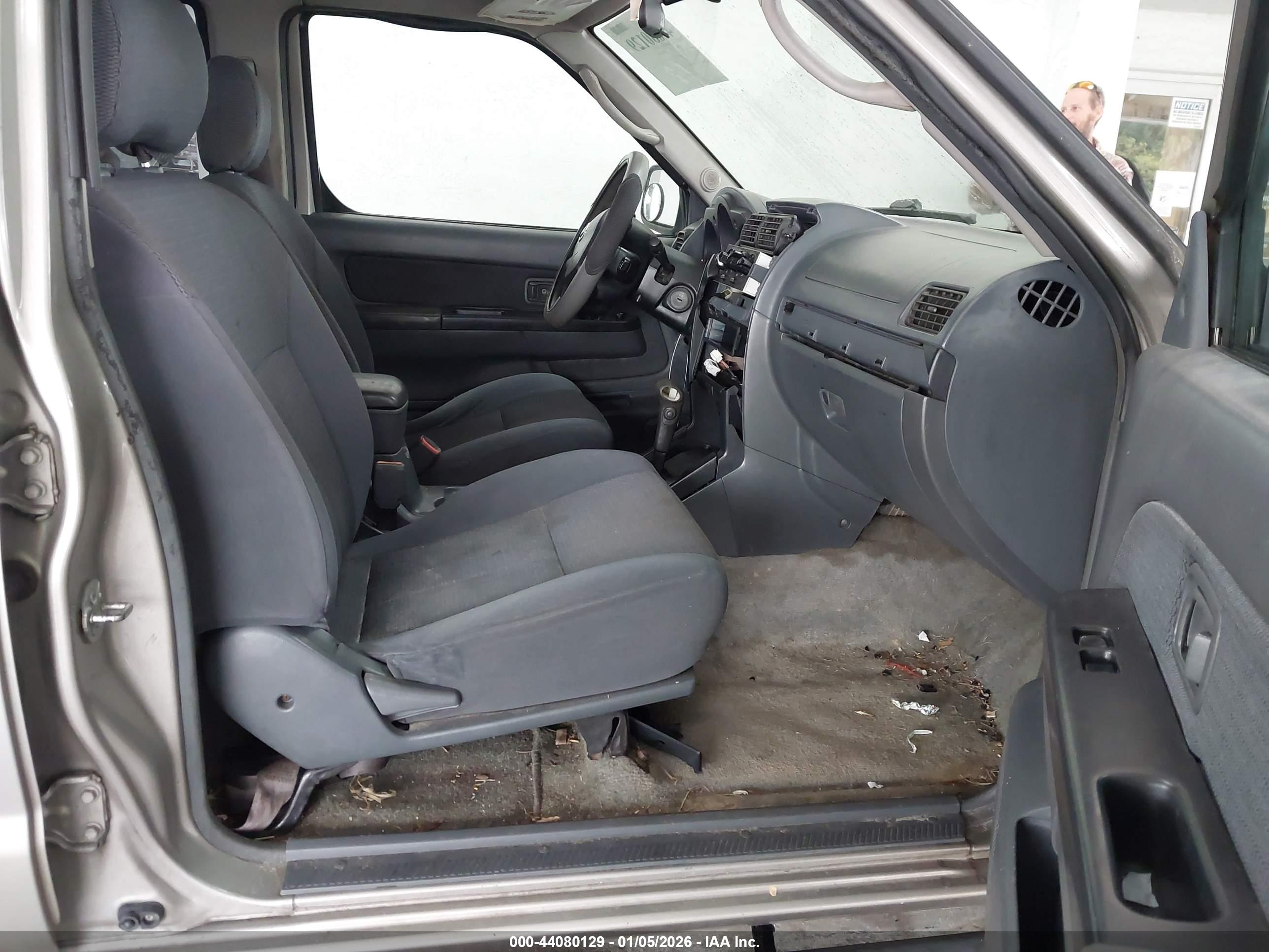 NISSAN FRONTIER image 5