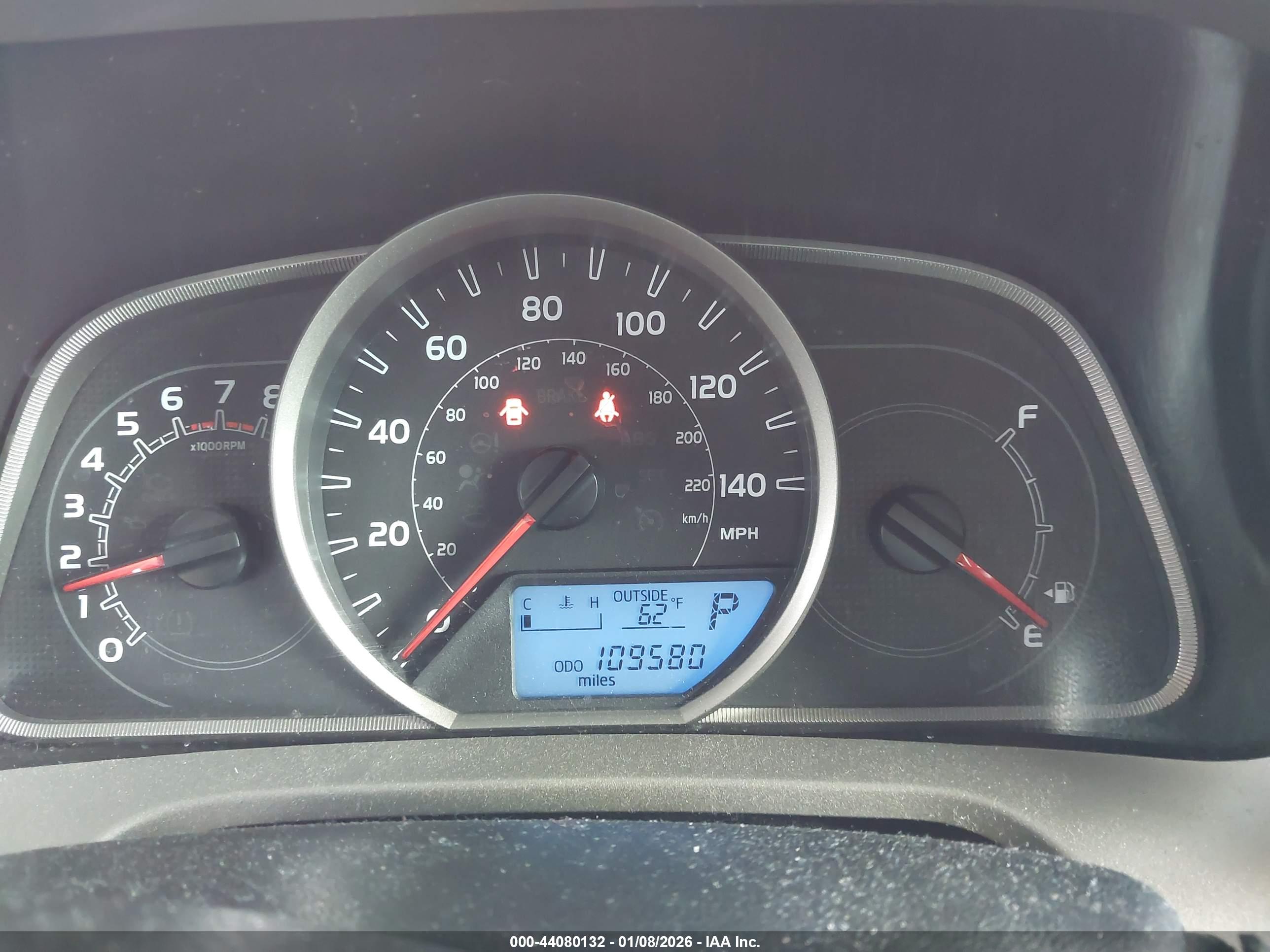TOYOTA RAV4 image 7