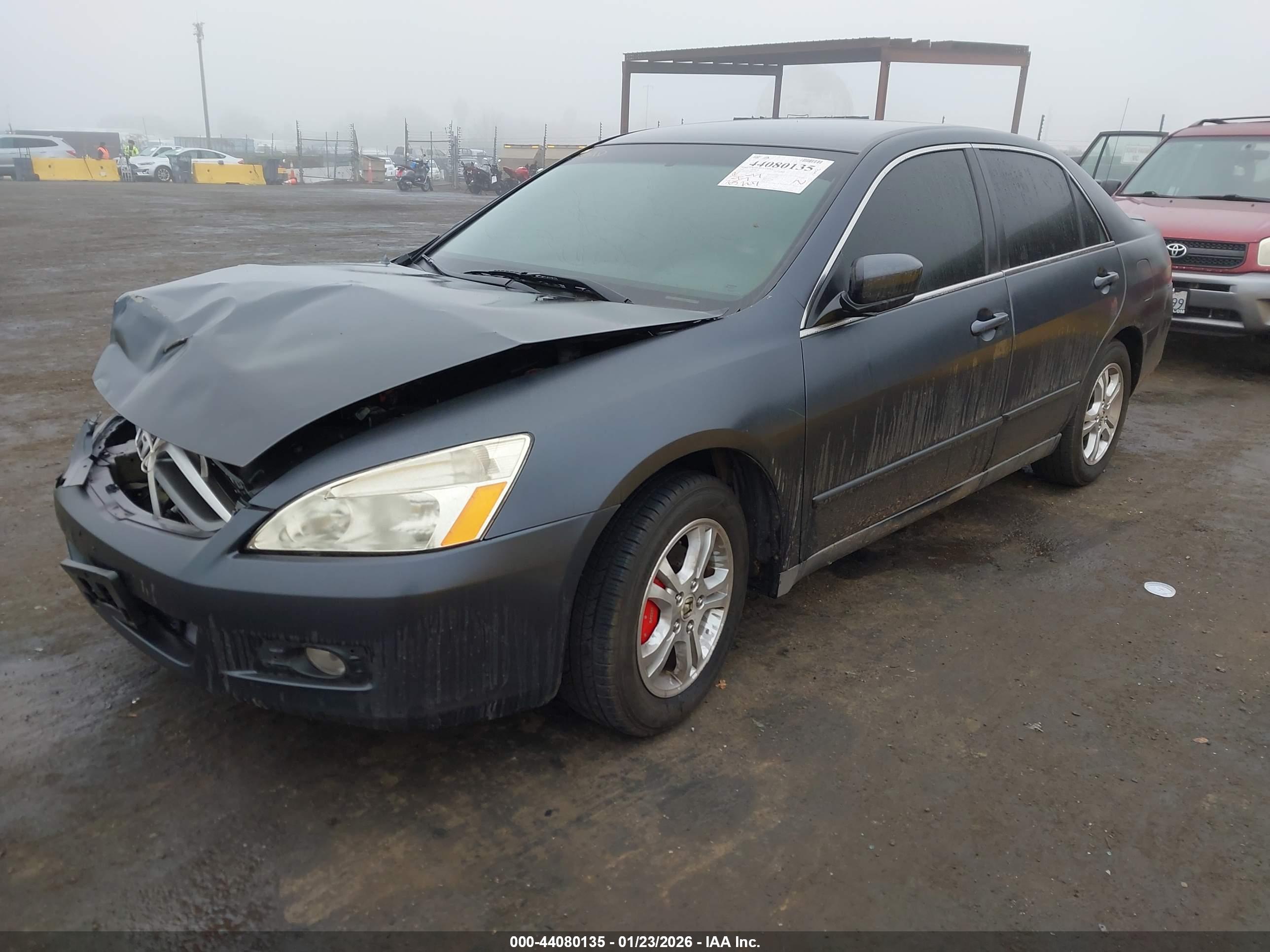 HONDA ACCORD image 2