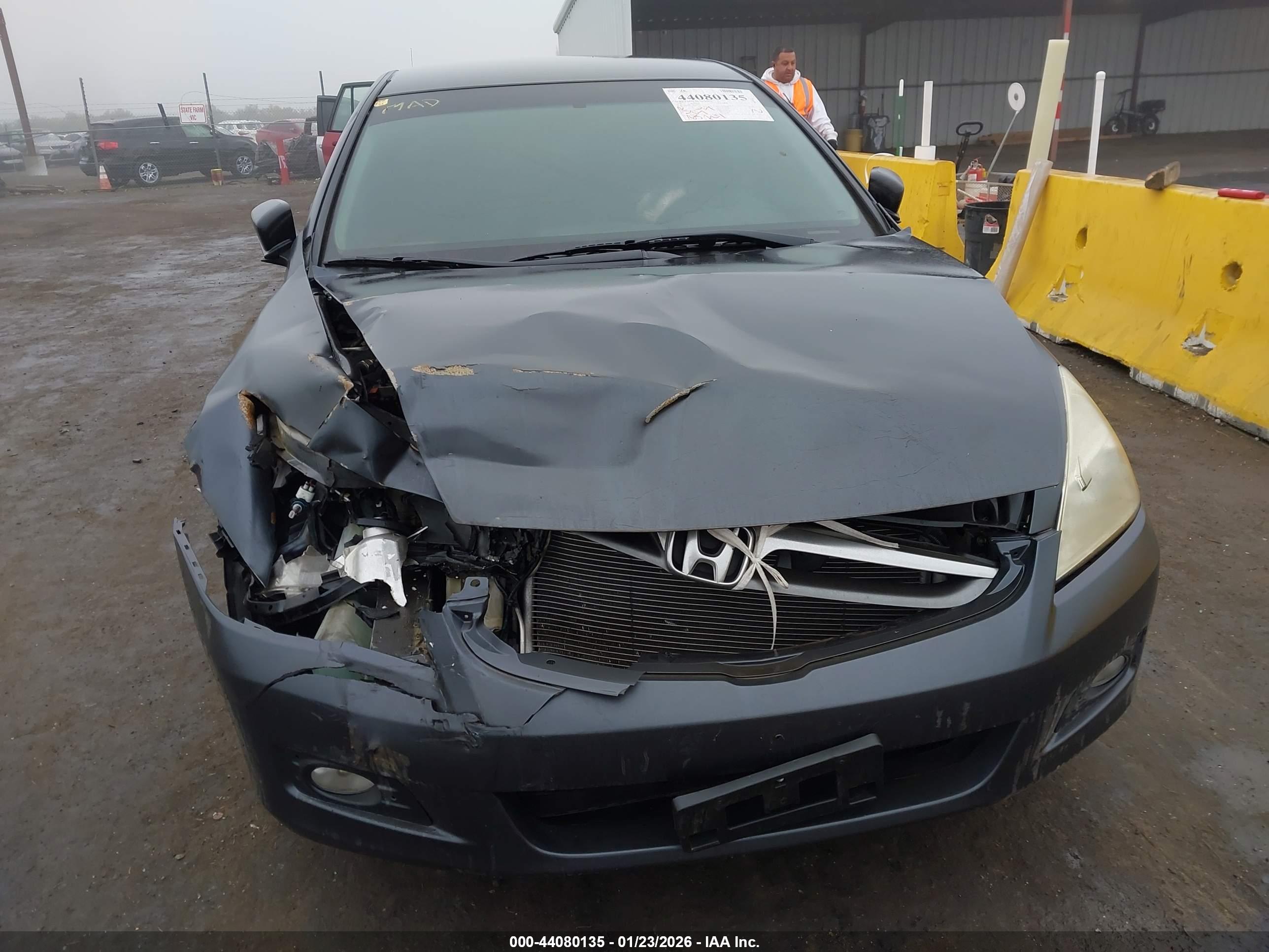 HONDA ACCORD image 6